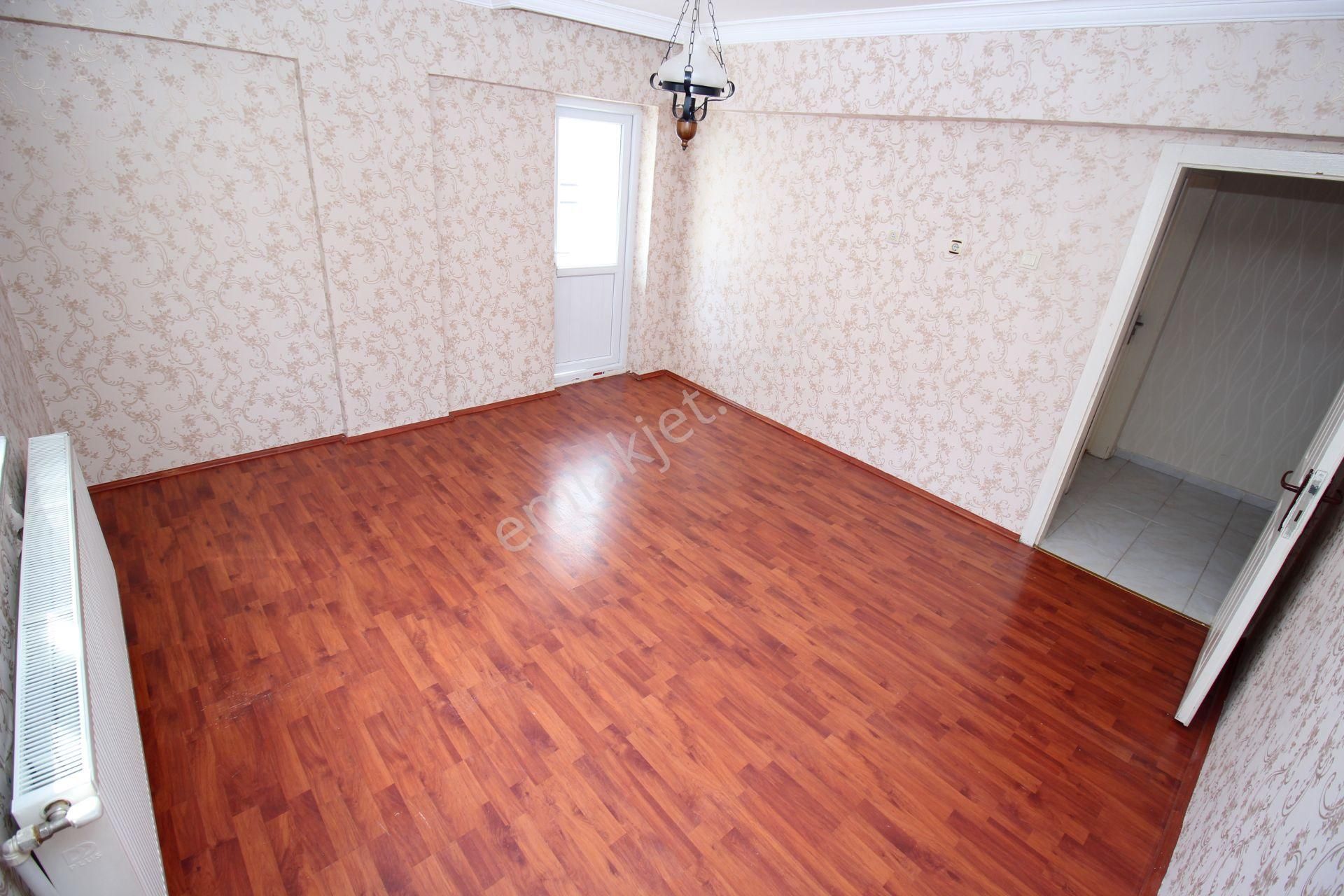 Emre Emlak'tan Topçu'da 14.cd Yanı Ön Cephe Arakat Ebeveyn Banyolu Satılık 3+1 Daire - Görsel 21