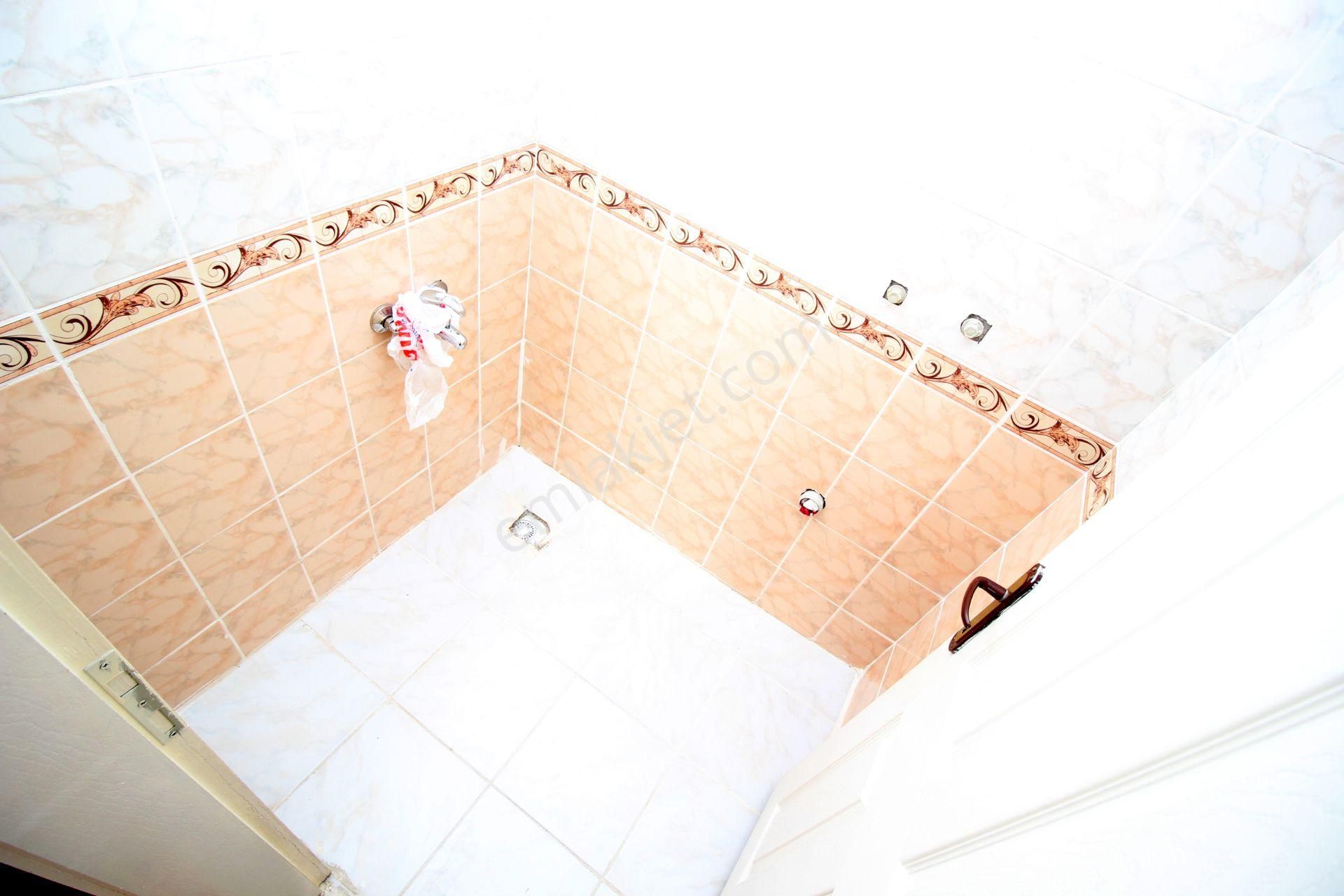 Emre Emlak'tan Topçu'da 14.cd Yanı Ön Cephe Arakat Ebeveyn Banyolu Satılık 3+1 Daire - Görsel 18