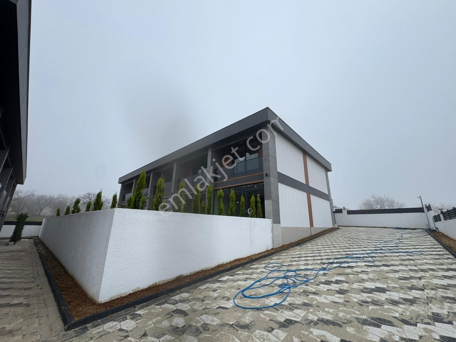 Orbey Den Hürriyet Mah. 2+1 Müstakil Bahçeli Sıralı Villalar