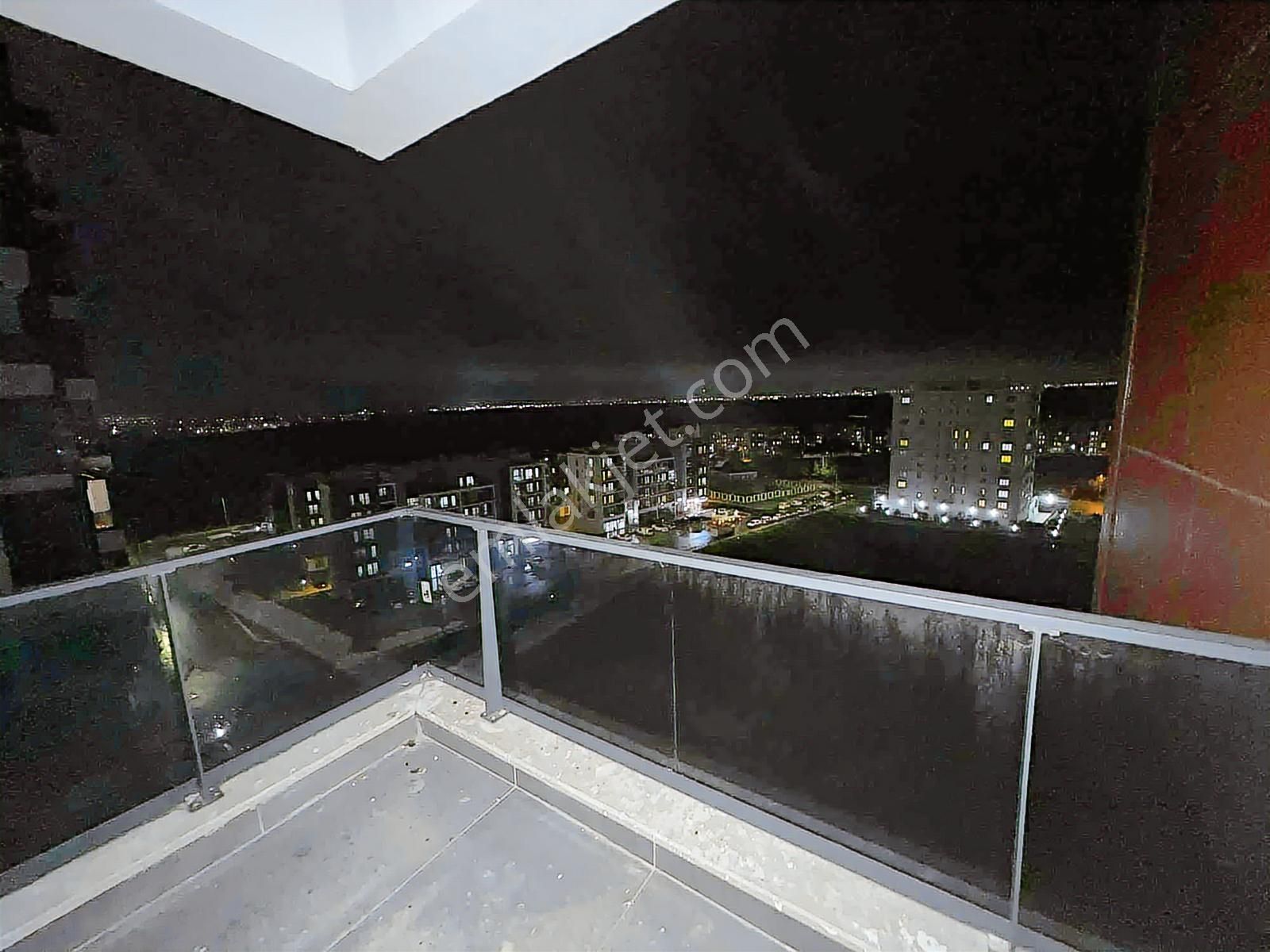 Orbey Den Gece Görünümüyle Prestijli Site İçinde 3+1 Daire - Görsel 22