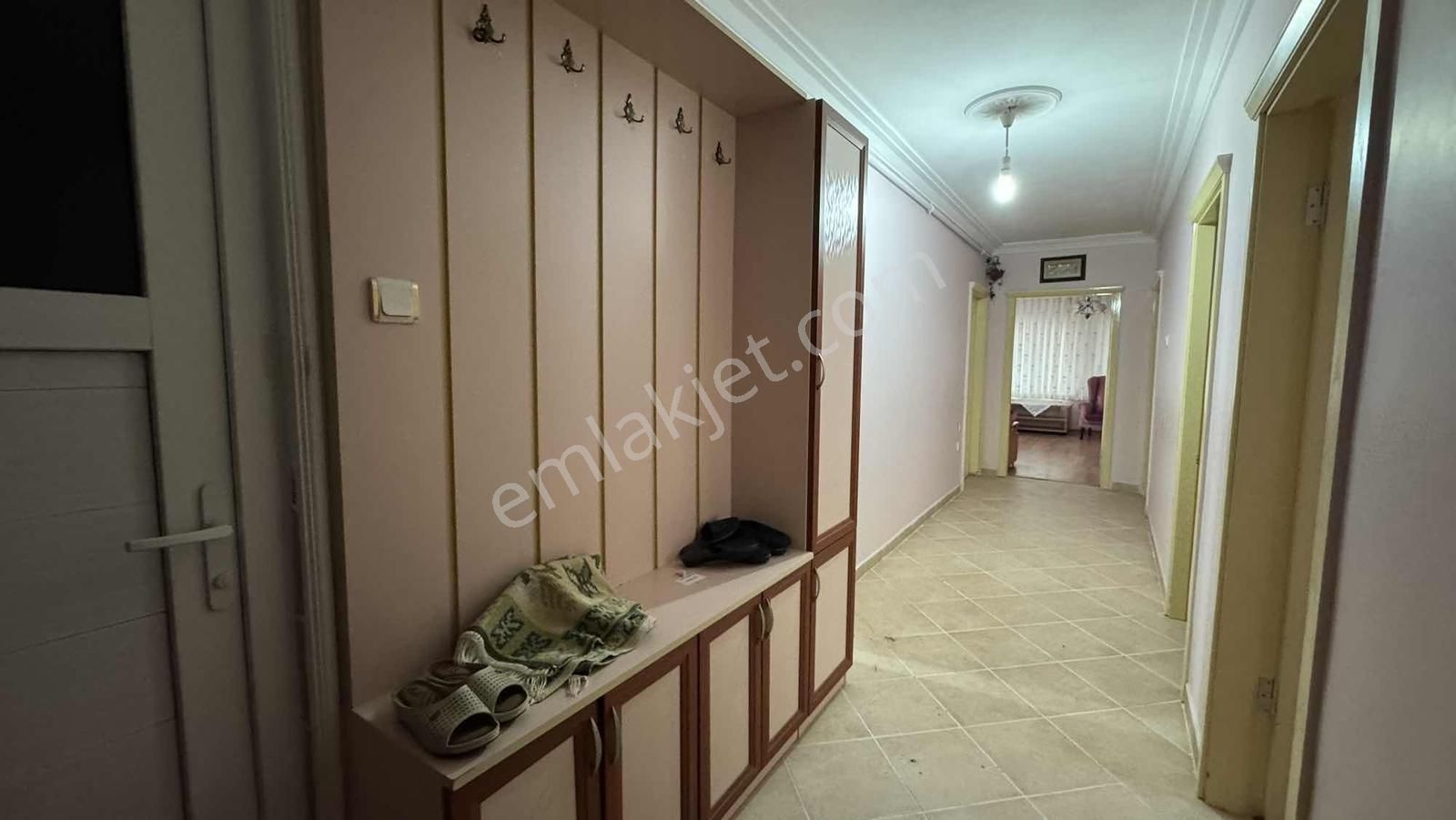 Alven Real Estate Güzelyalı'da Satılık 3+1 Geniş Ferah Daire - Görsel 21