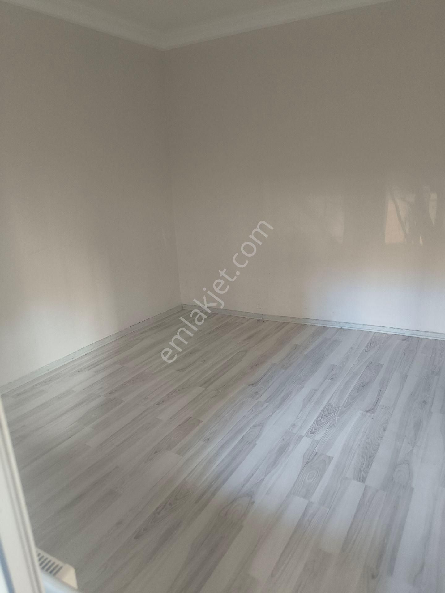 Pendik Çamçeşme Mah 2+1 Doğalgaz Kombili Yarı Bodrum Masrafsız Kiralık Daire - Görsel 20