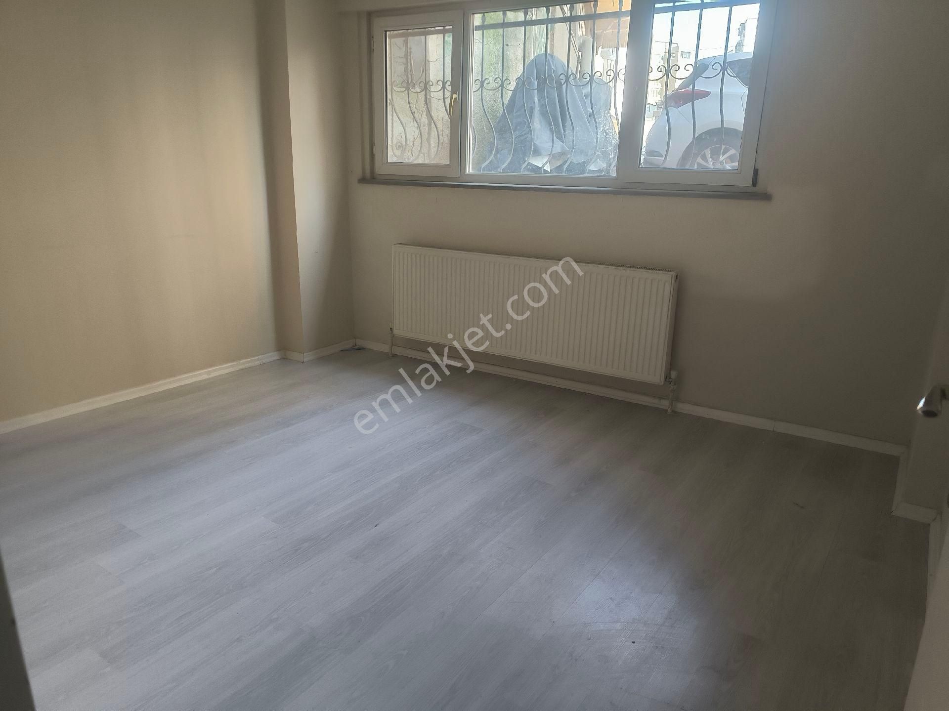 Pendik Çamçeşme Mah 2+1 Doğalgaz Kombili Yarı Bodrum Masrafsız Kiralık Daire - Görsel 6