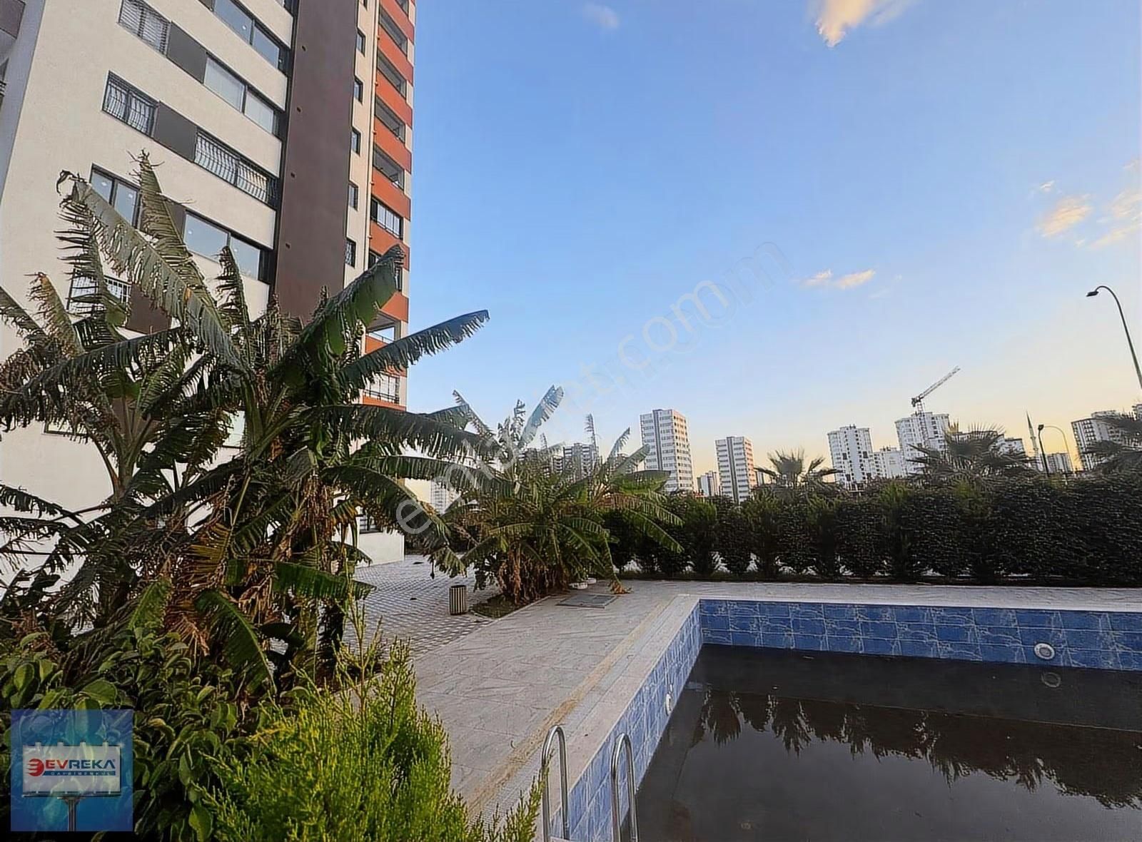 Gürselpaşada Site İçerisinde Açık Mutfak 3+1 Satılık Daire - Görsel 6