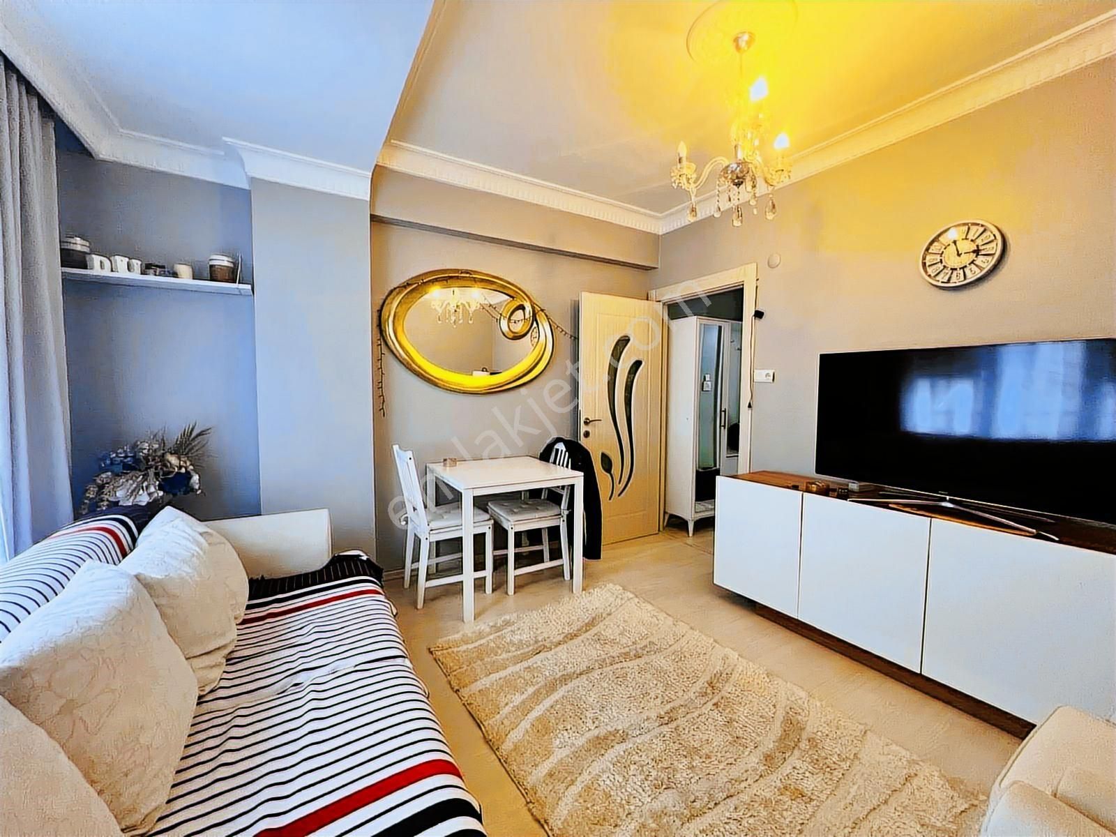 Esenyurt Fatih Mahallesin De Sıfır Eşyalı Kiralık 1+1 Daire