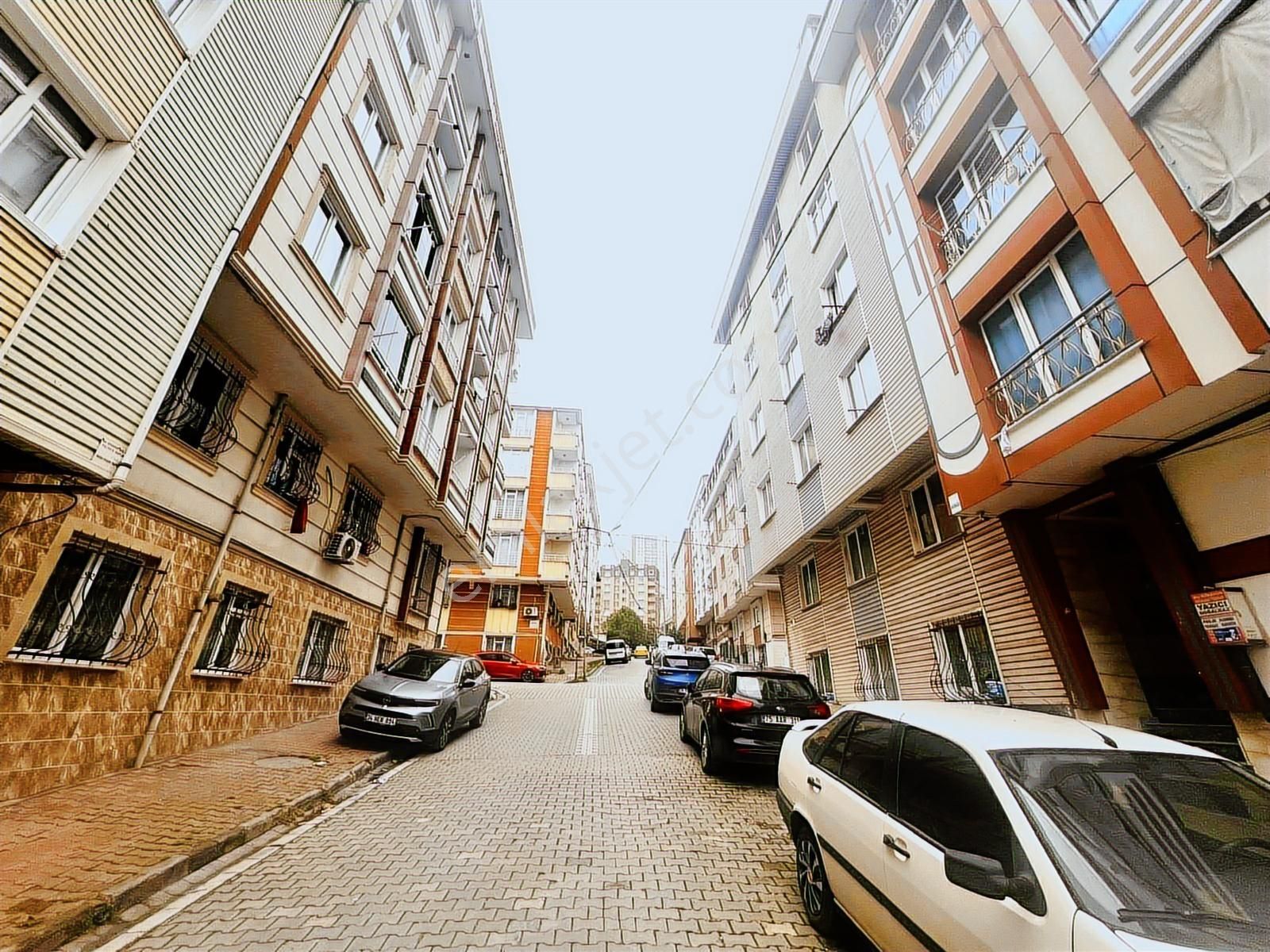 Esenyurt Fatih Mahallesin De Sıfır Eşyalı Kiralık 1+1 Daire - Görsel 12