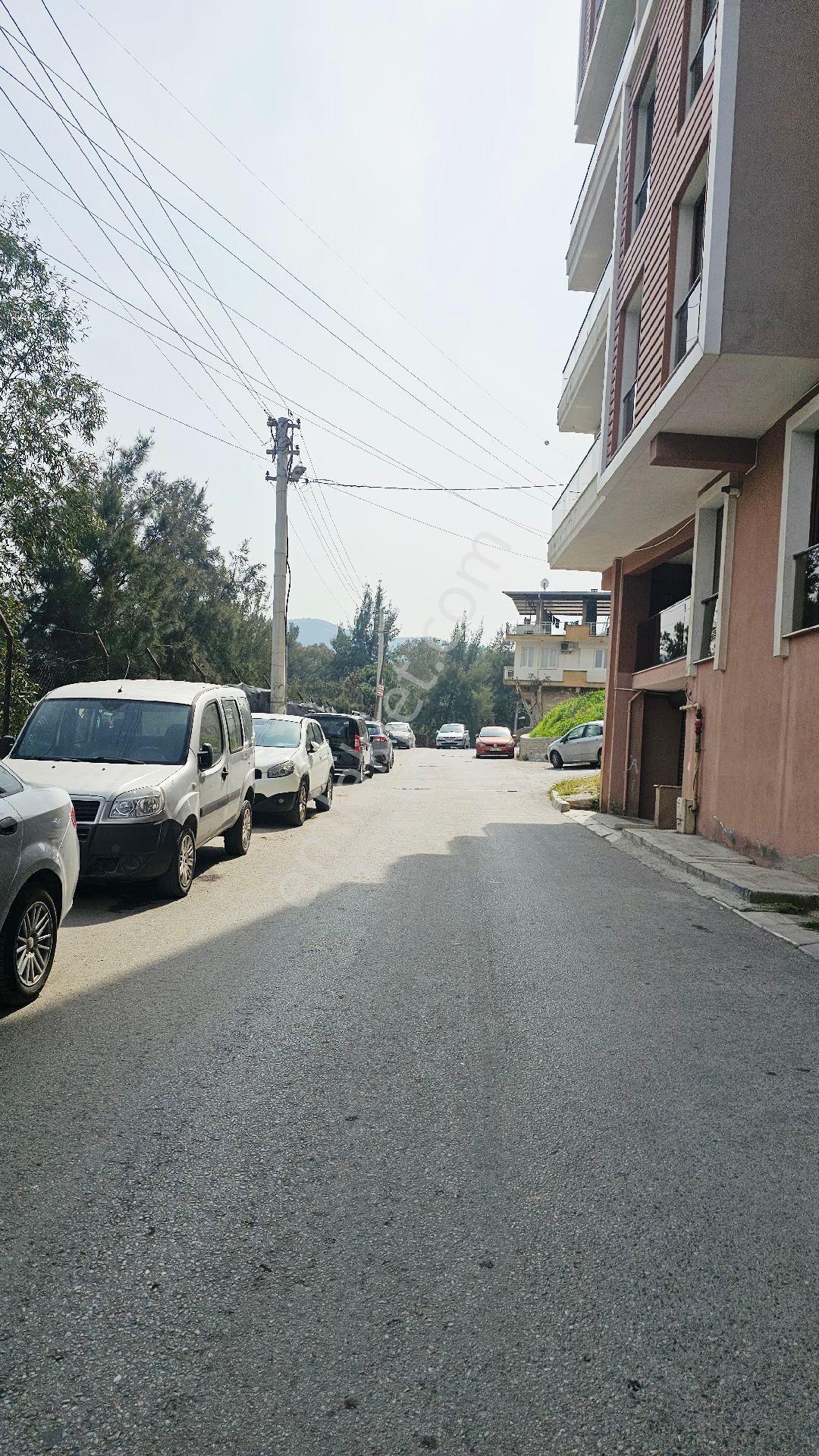 Karabağlar General Kazım Özalp De Satılık Dükkan - Görsel 2