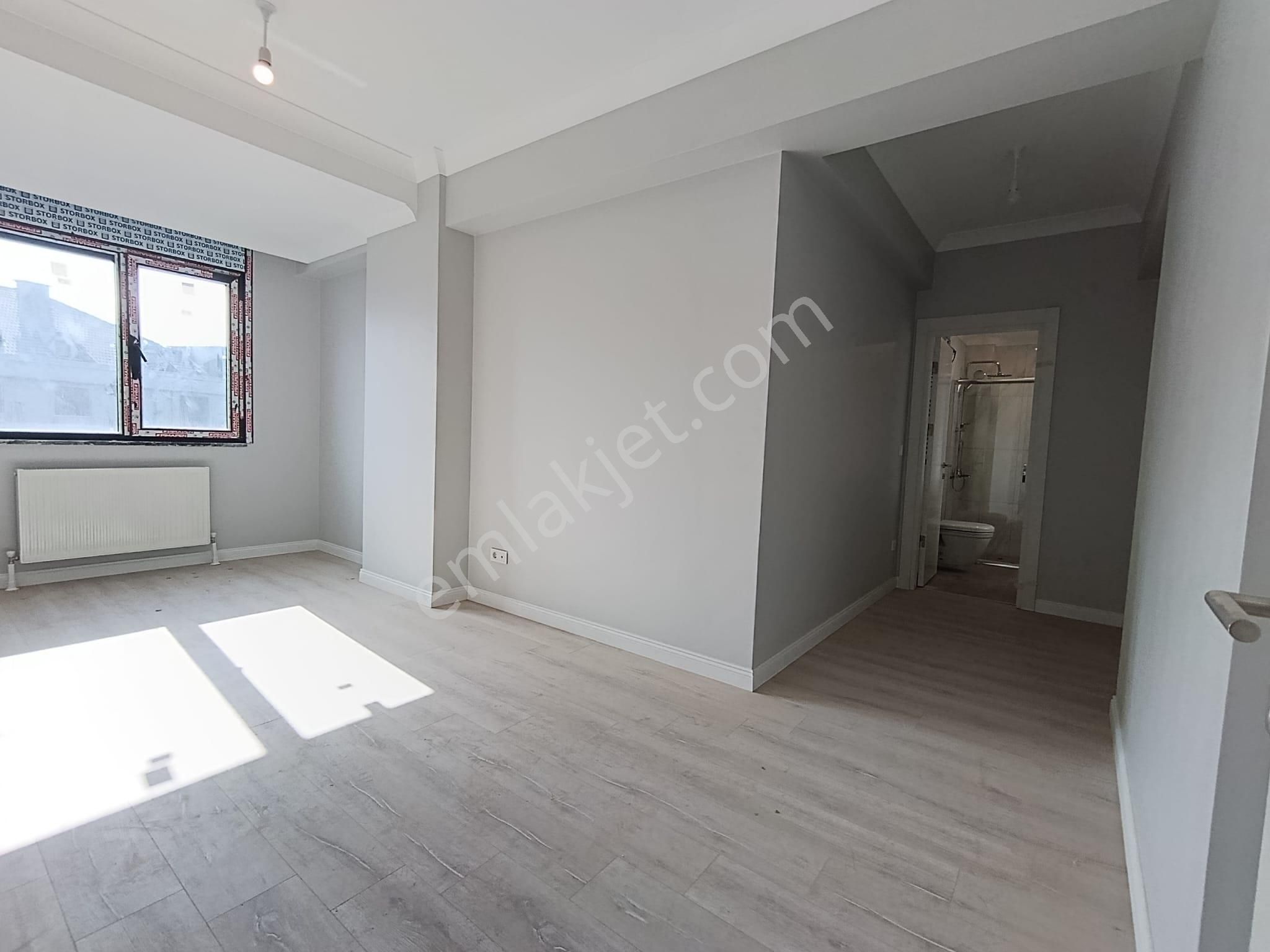 Bahçelievlerin En Prestijli Noktasında Lüks Kiralık Dubleks! - Görsel 13