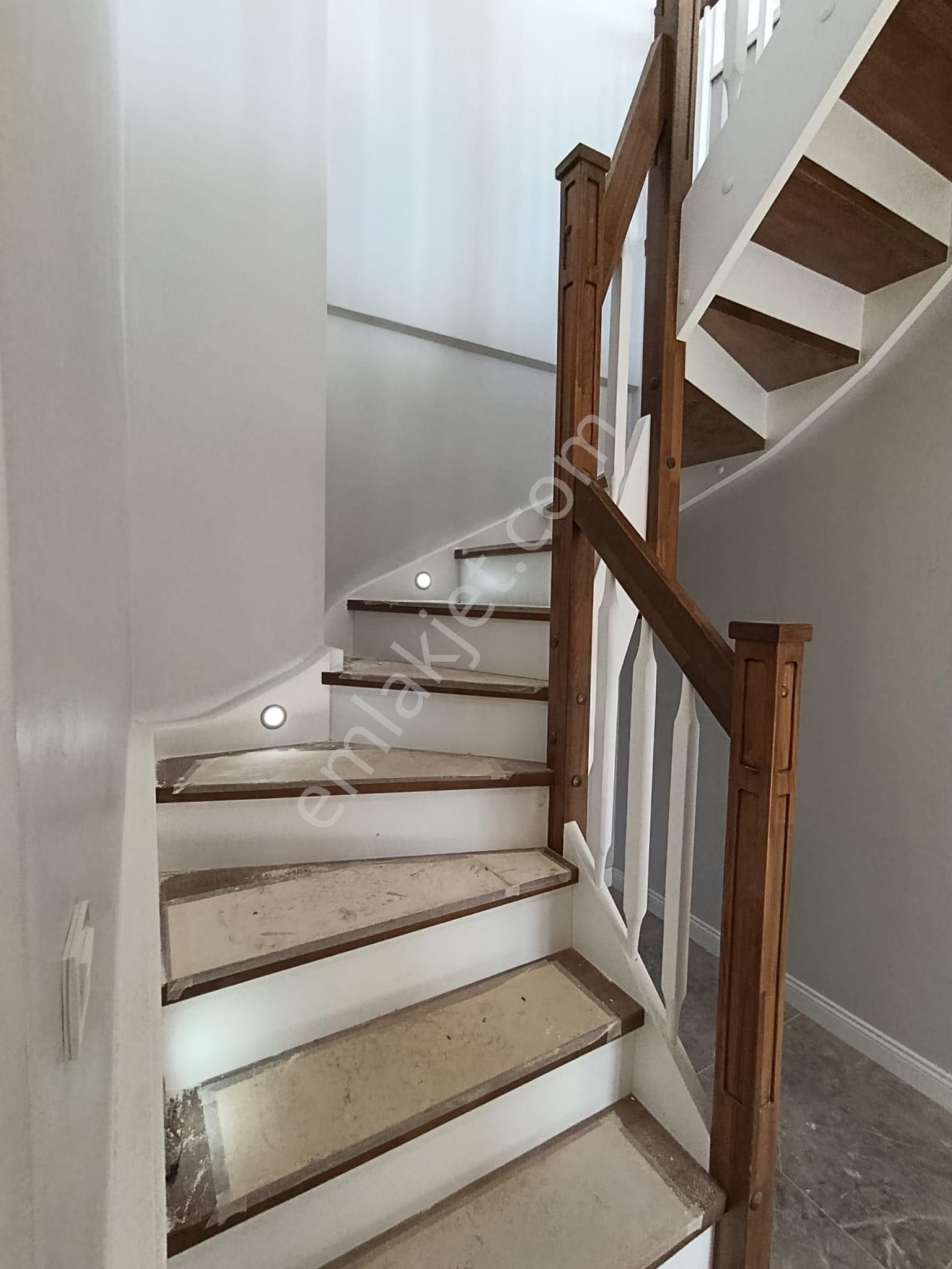 Bahçelievlerin En Prestijli Noktasında Lüks Kiralık Dubleks! - Görsel 19