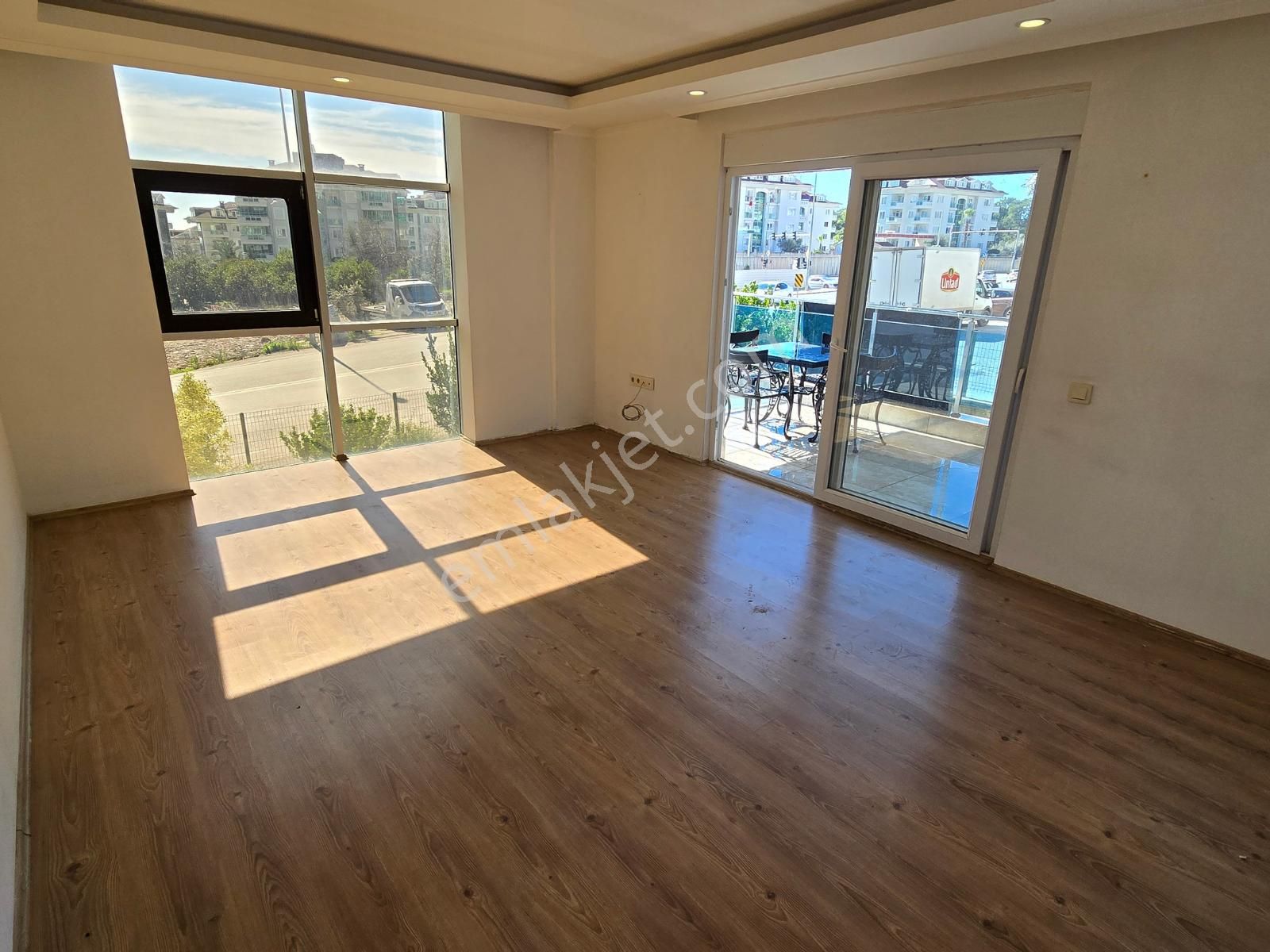 Alanya Çıplaklı Mahmut Okşar Sitesi İçerisinde Kiralık 2+1 Daire - Görsel 17