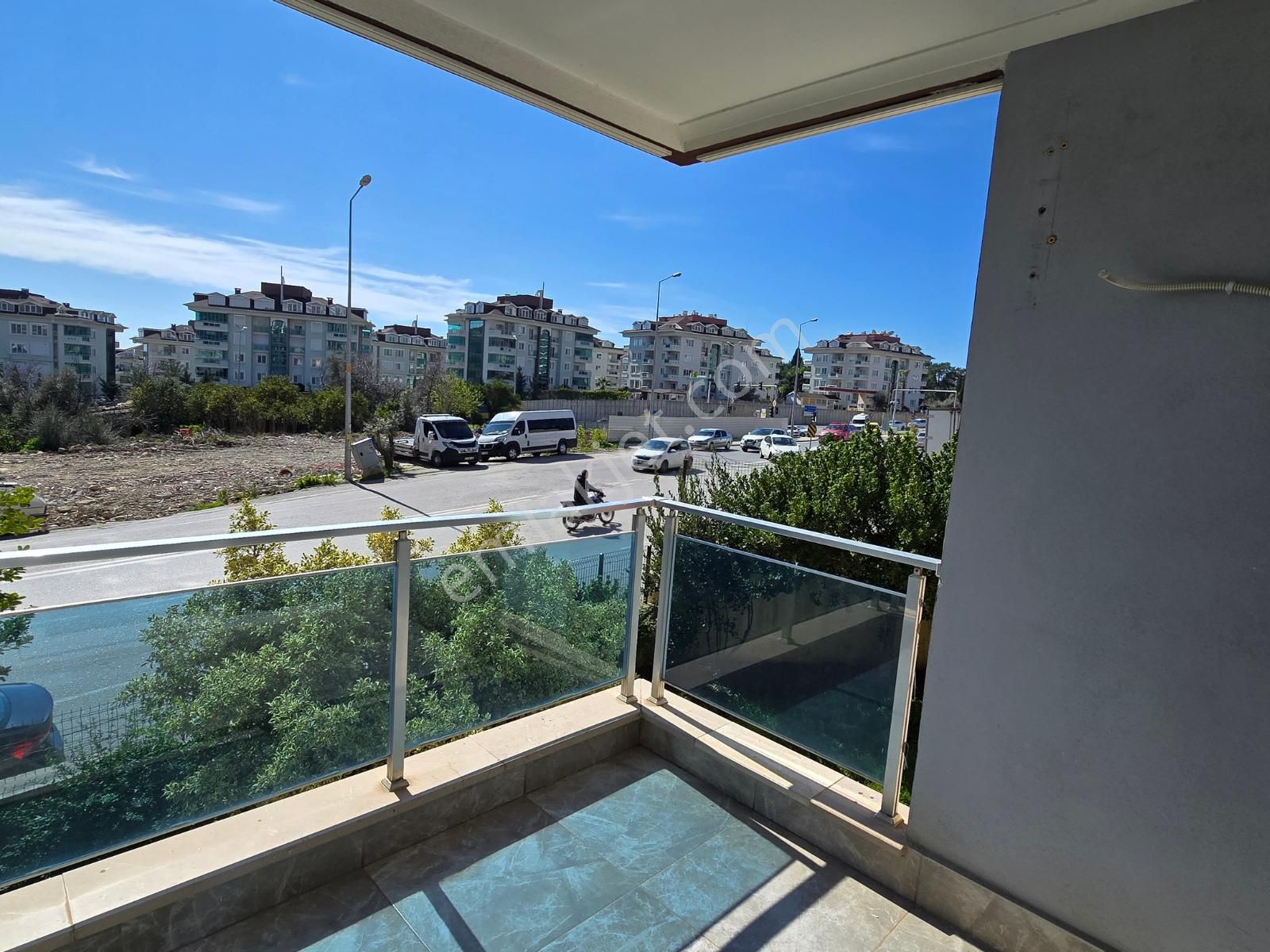 Alanya Çıplaklı Mahmut Okşar Sitesi İçerisinde Kiralık 2+1 Daire - Görsel 15