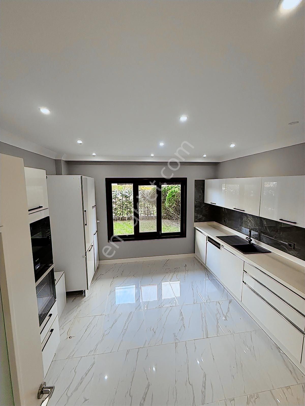 Göktürk Gayrimenkul'dan Teras Evler Sitesi 3+1 Daire