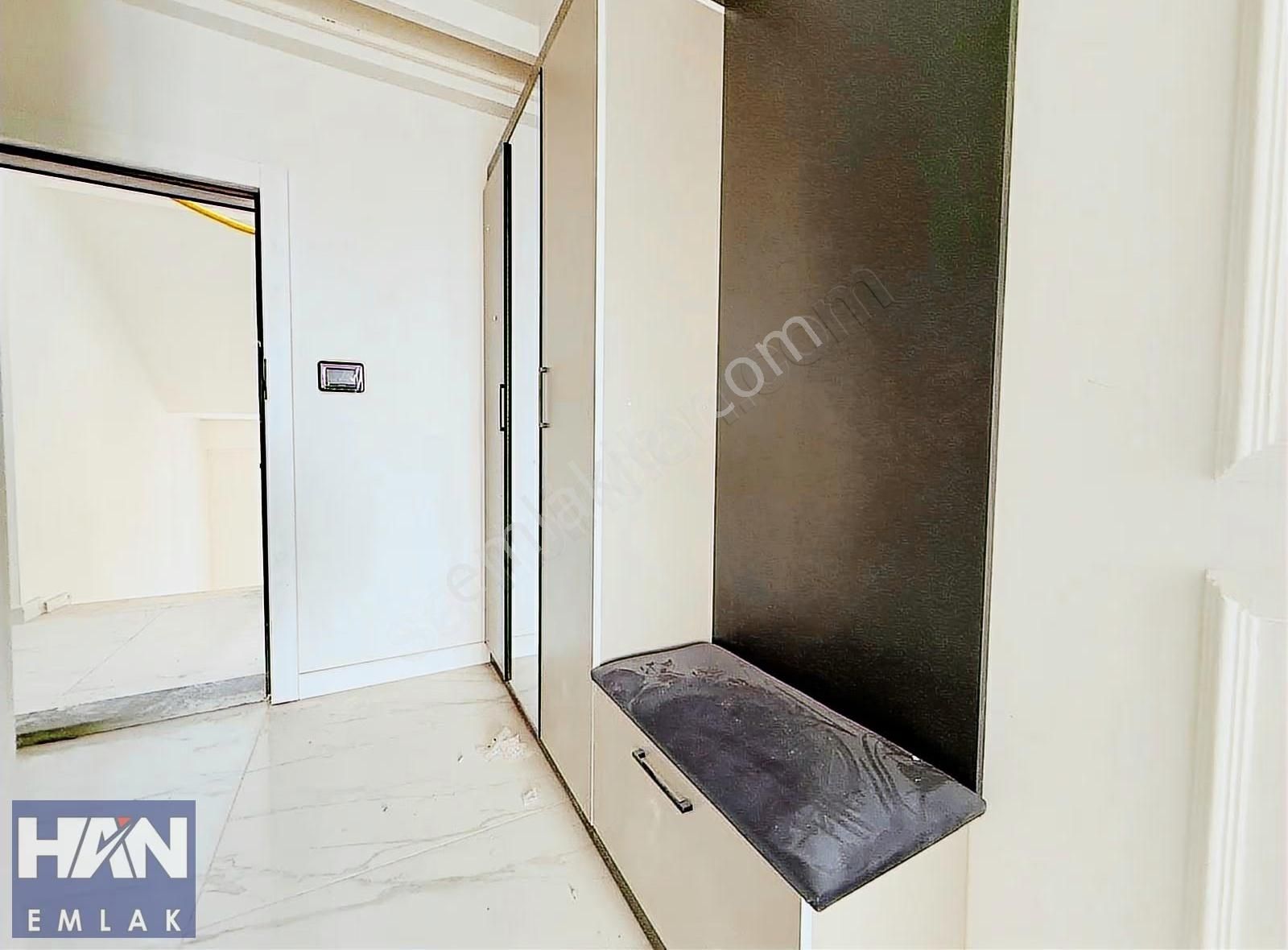 Han Emlak'tan Eski Mezitli De Devlet Hastahanesi Civarı 2+1 - Görsel 2