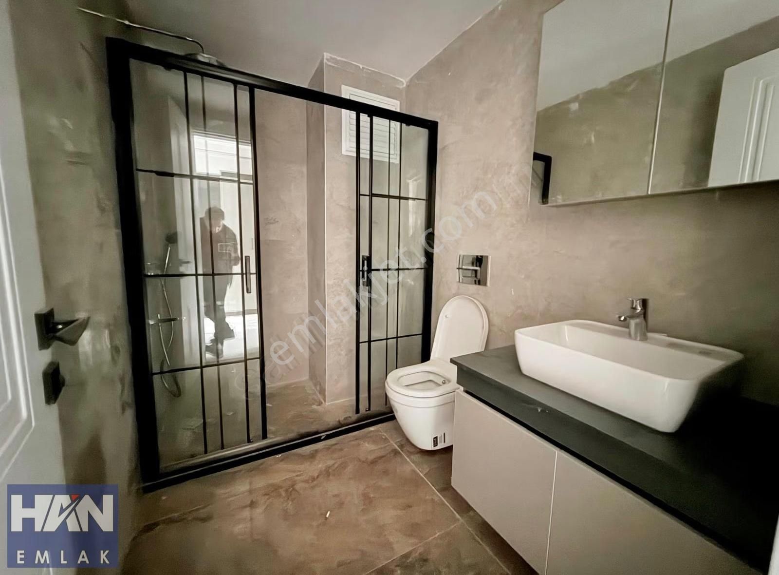 Han Emlak'tan Eski Mezitli De Devlet Hastahanesi Civarı 2+1 - Görsel 5