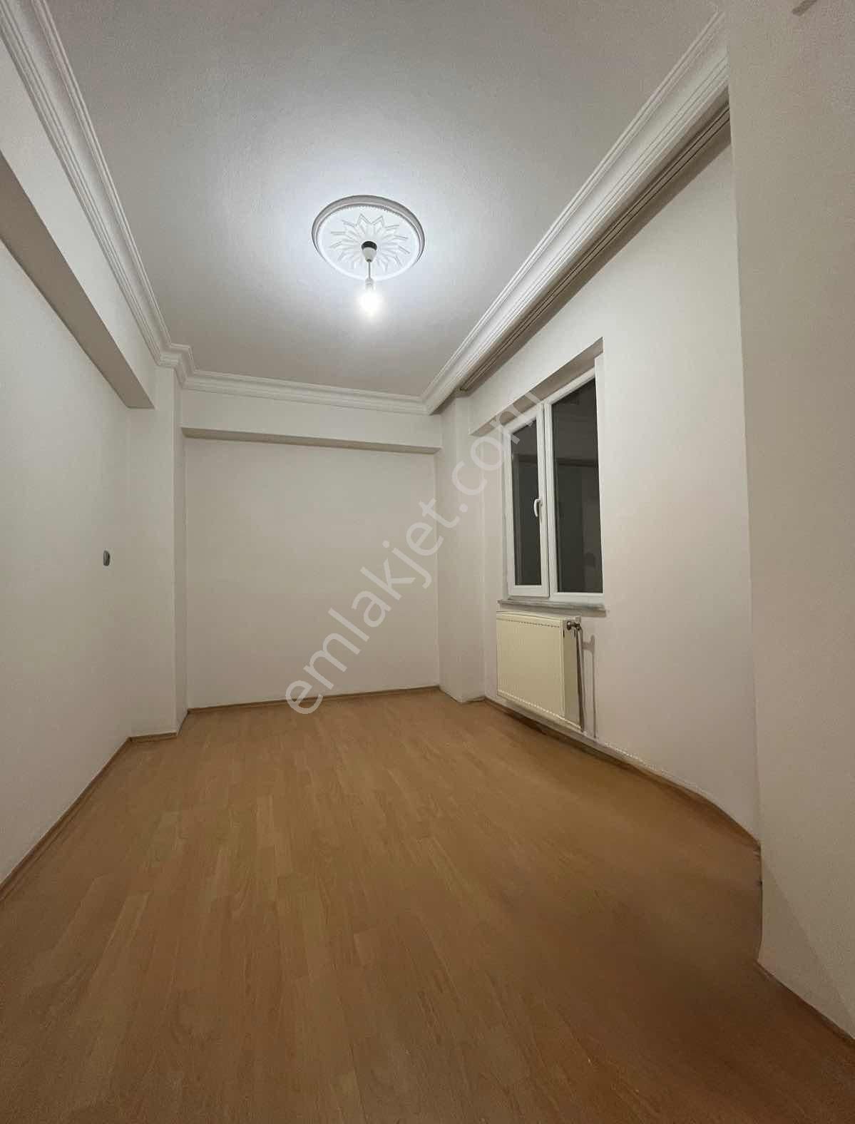 Göktürkden Çorlunun Sosyete Mahallesi Reşadiye 2+1 Satılık - Görsel 9