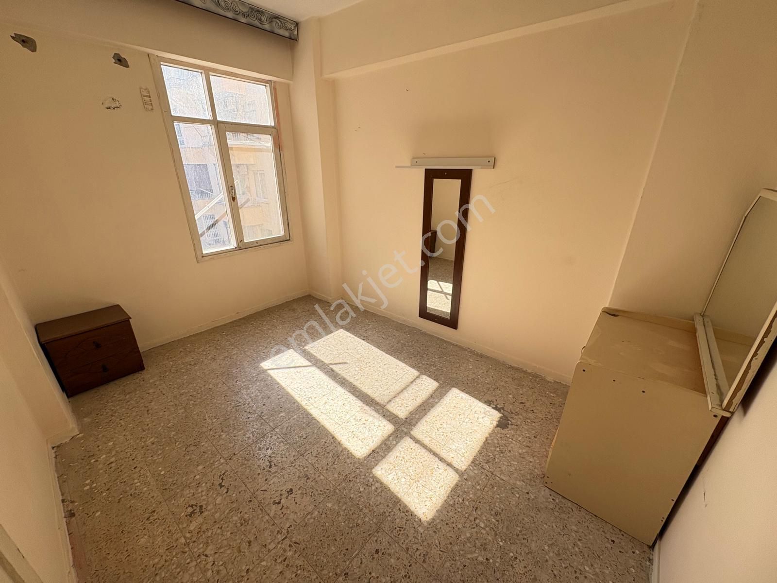 Prestij'den Mesudiye'de Asansörlü Geniş Oturumlu 2+1 Daire - Görsel 16