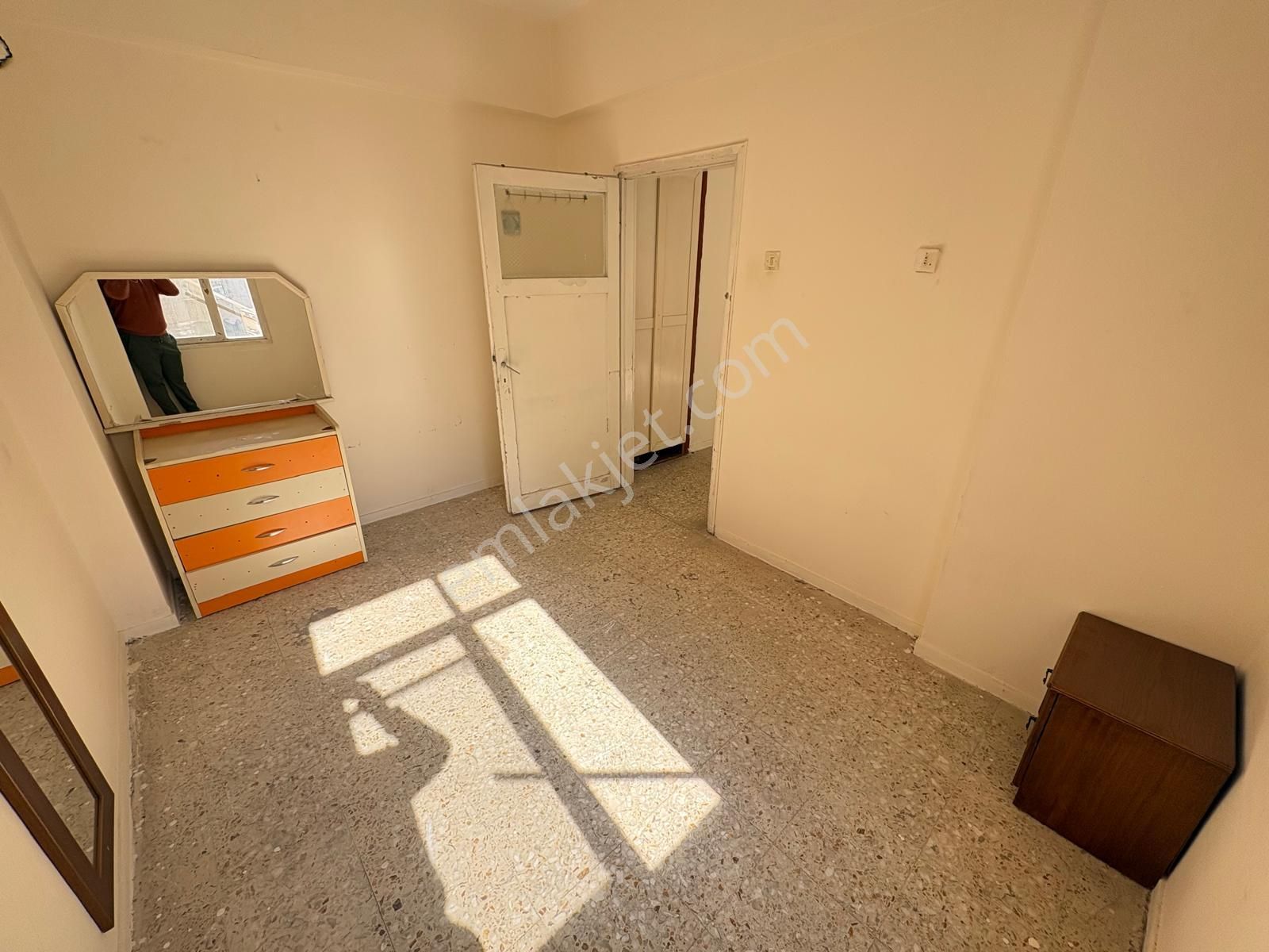 Prestij'den Mesudiye'de Asansörlü Geniş Oturumlu 2+1 Daire - Görsel 18