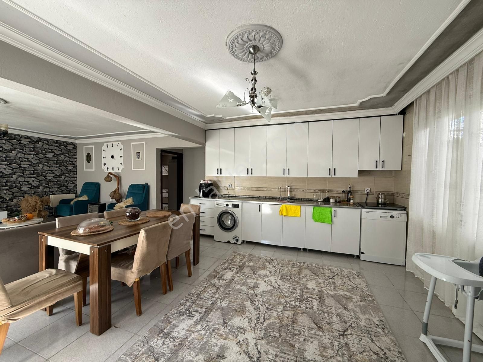 Karabağlar Günaltay Mah 2 Kat 2+1 Kiralık Bahçeli Müstakil Ev - Görsel 5