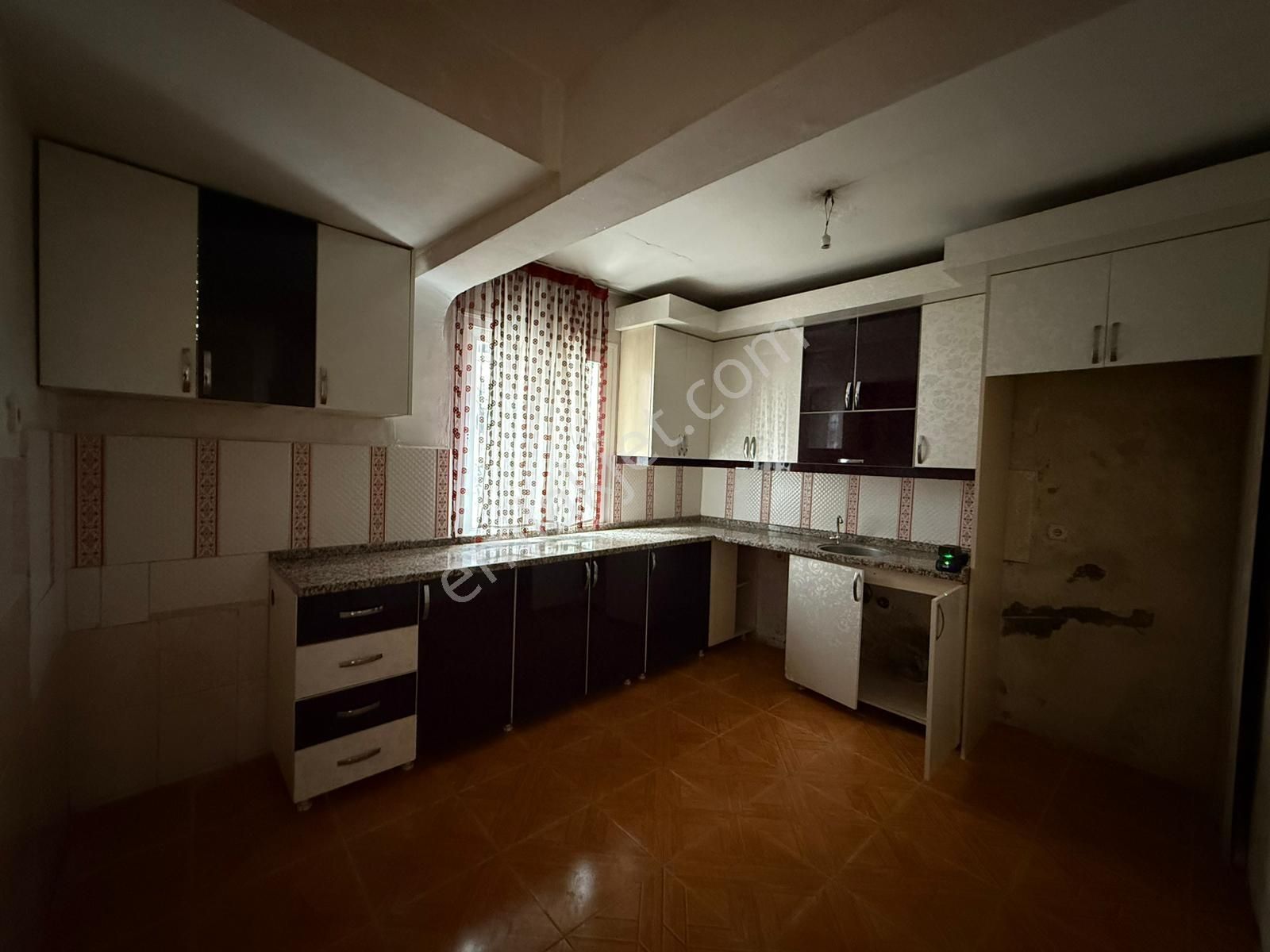 Karabağlar Günaltay Mah 2 Kat 2+1 Kiralık Bahçeli Müstakil Ev - Görsel 12