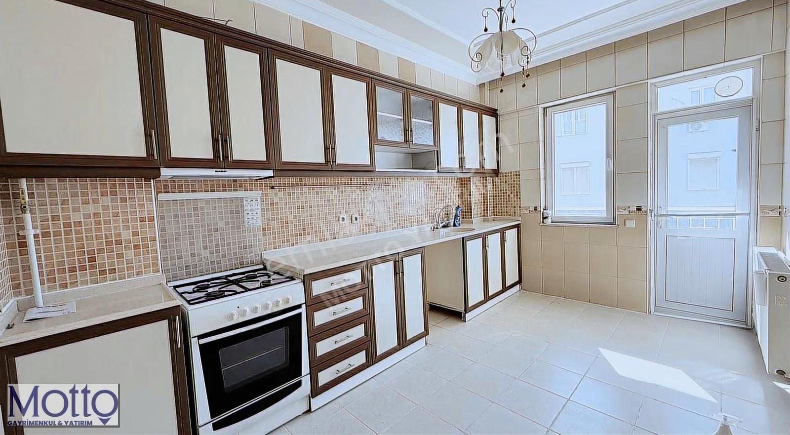 Site İçerisinde Katta Doğalgazlı 3+1 Kiralık Daire - Görsel 3