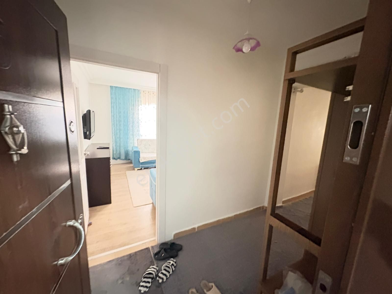 Göral Emlak 3+1 Giriş Ön Balkonlu Full Eşyalı - Görsel 5