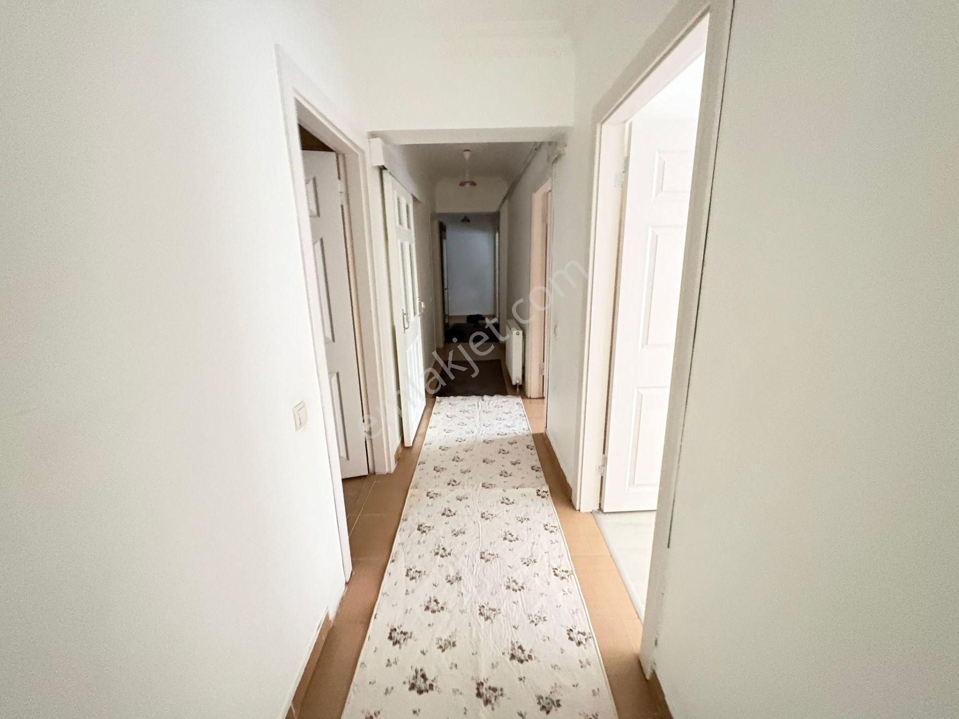 Göral Emlak 3+1 Giriş Ön Balkonlu Full Eşyalı - Görsel 19