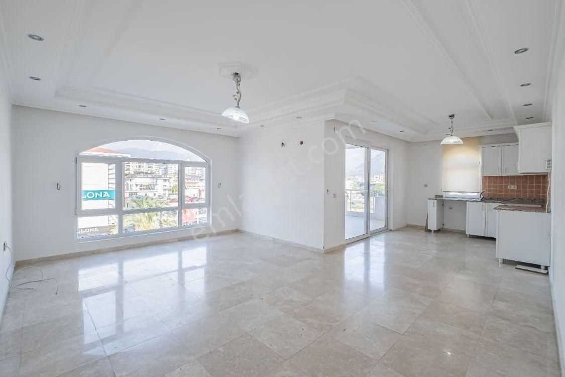 Alanya Cumhuriyet Mah.denize 400 Mt.satılık 3+1 Daire - Görsel 2