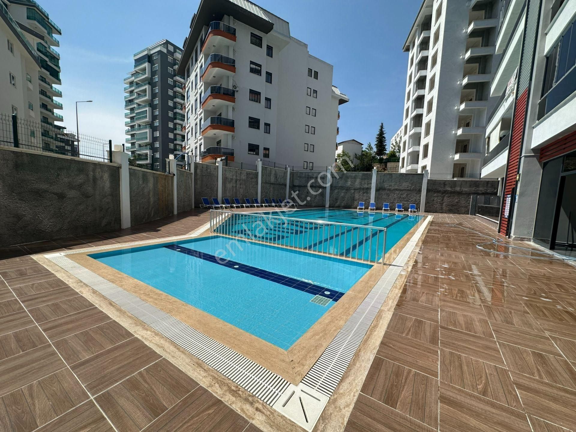 Alanya Mahmutlar’da Lüks Dizayn 2+1 Full Eşyalı Satılık Daire - Görsel 24