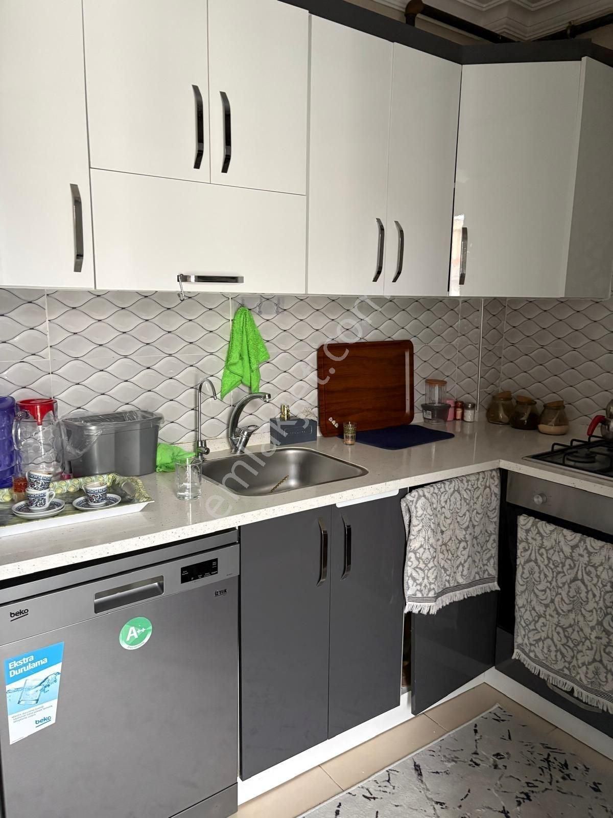 Karşıyaka İmbatlı’da Yenilenmiş 2+1, Geniş & Ferah, En Üst Kat Daire! - Görsel 6