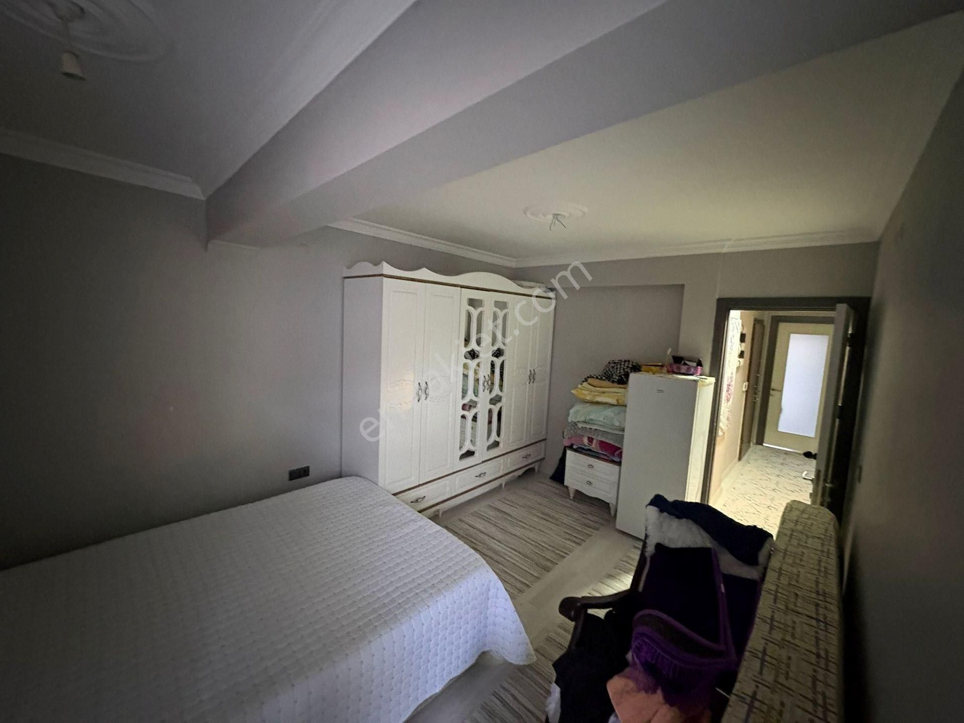 Karşıyaka İmbatlı’da Yenilenmiş 2+1, Geniş & Ferah, En Üst Kat Daire! - Görsel 16