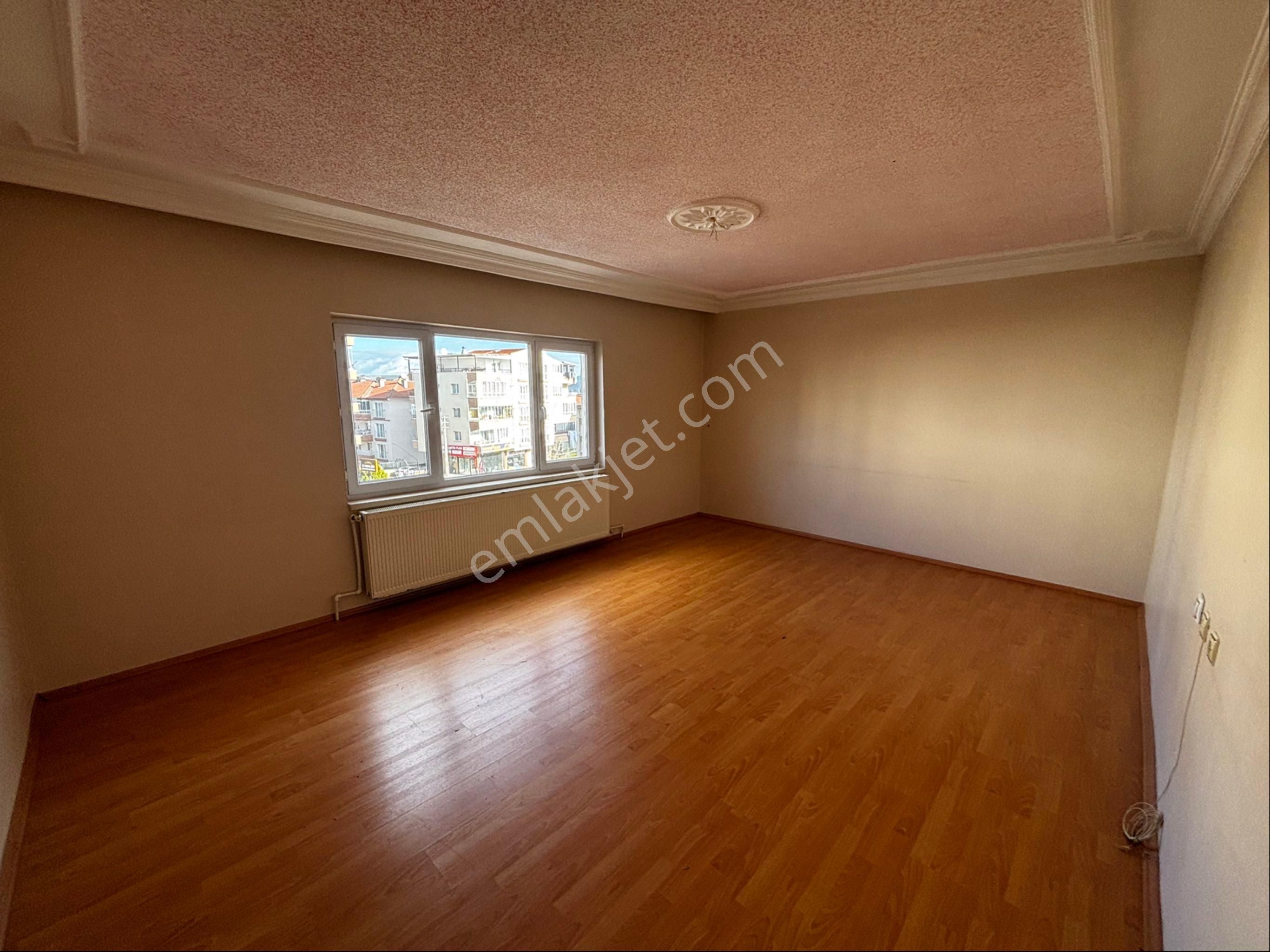 Sincan Buhara Caddesinde Asansörlü Kiralık Ara Kat 3+1 Daire - Görsel 10