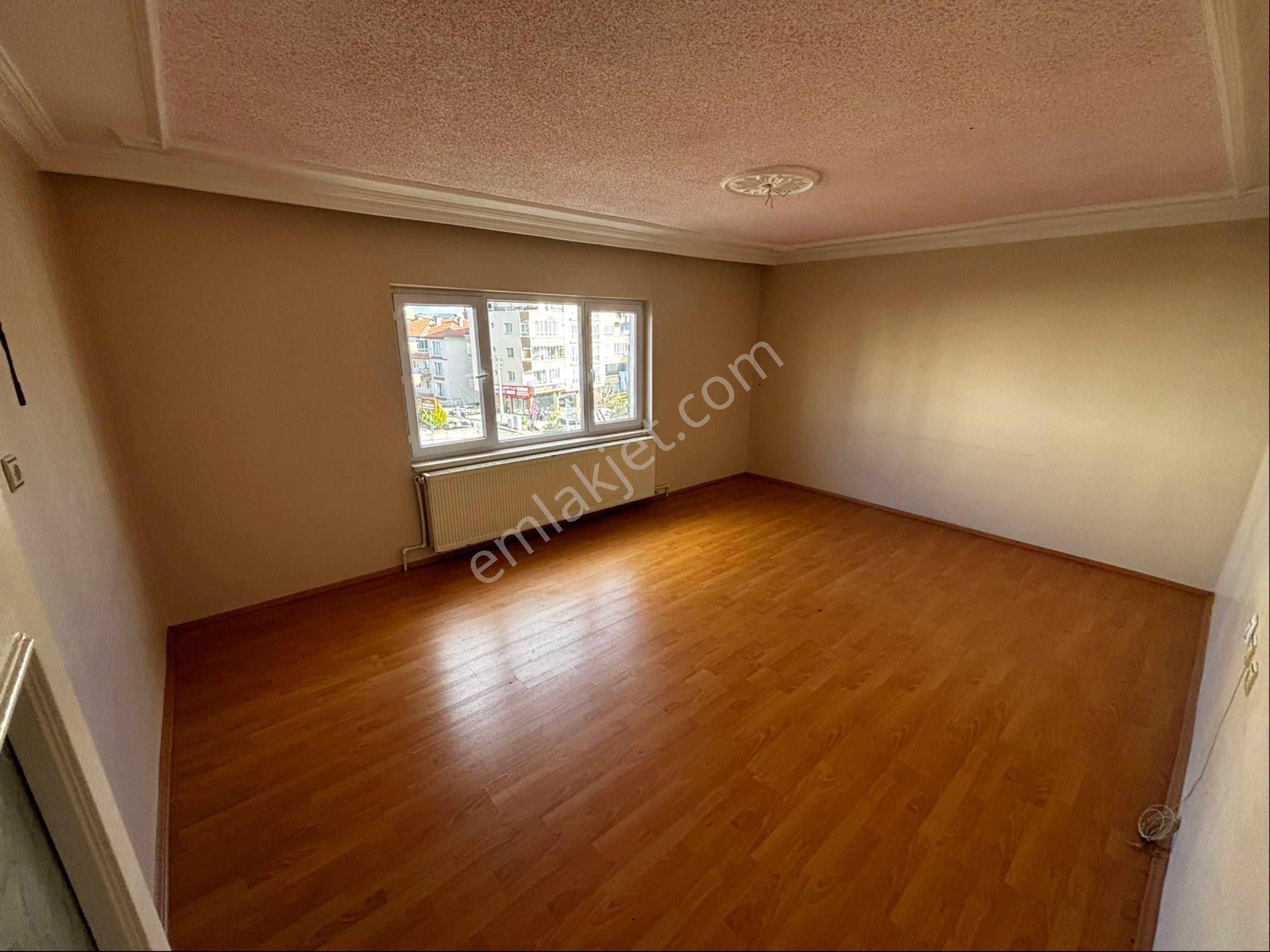 Sincan Buhara Caddesinde Asansörlü Kiralık Ara Kat 3+1 Daire - Görsel 9
