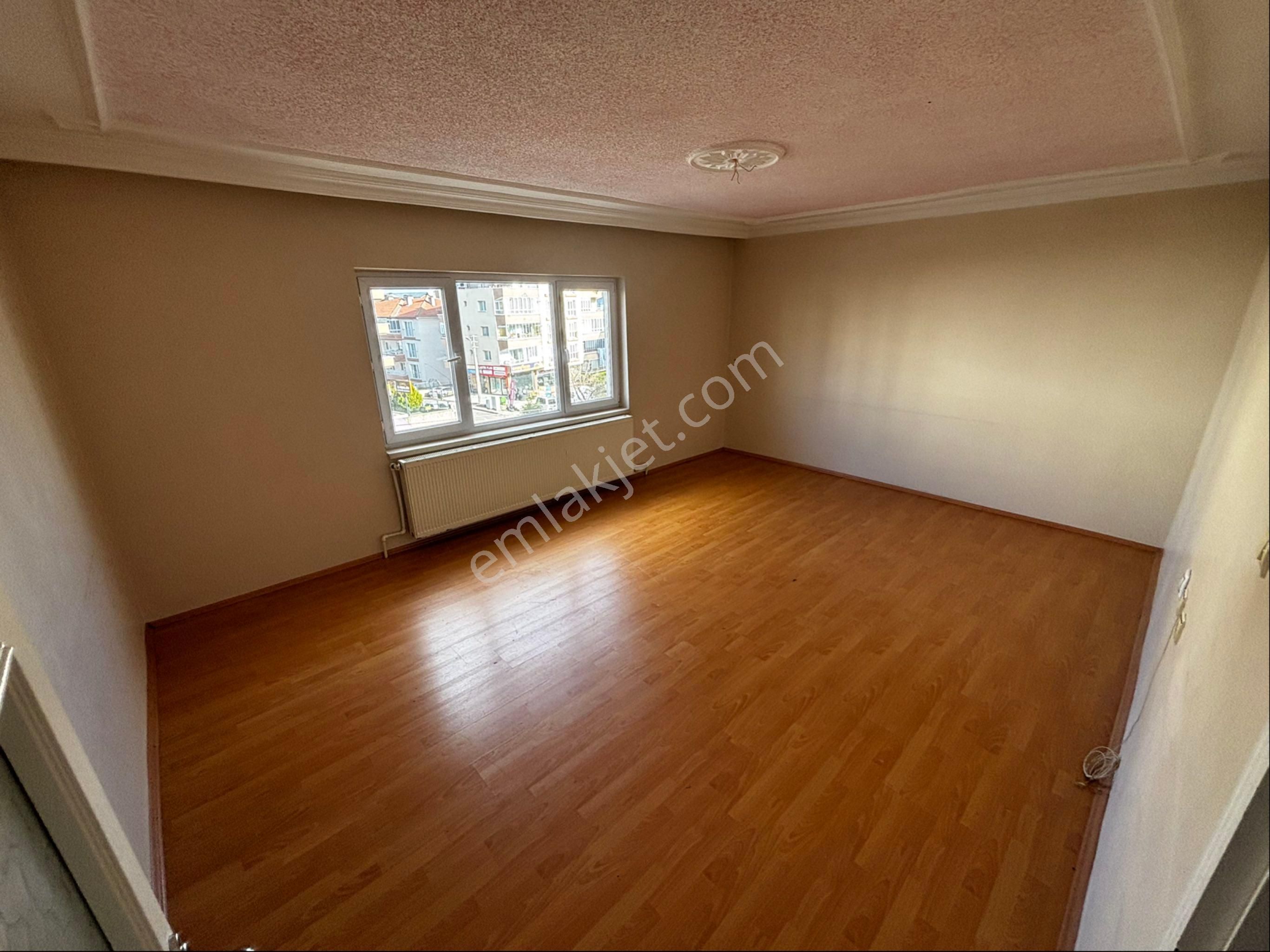 Sincan Buhara Caddesinde Asansörlü Kiralık Ara Kat 3+1 Daire - Görsel 6