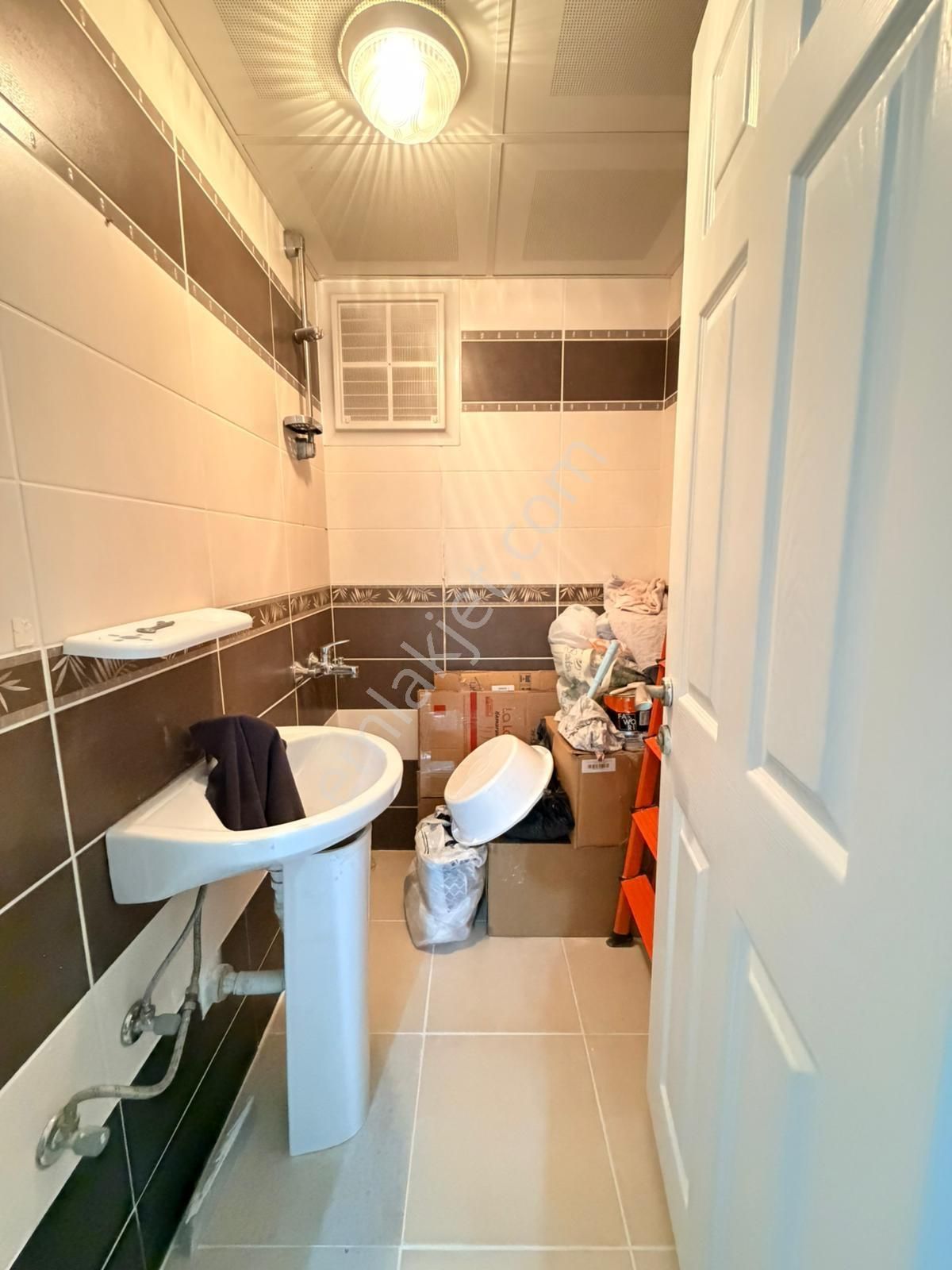 Revos Gayrimenkulden Muhittin Mahallesinde 3+1 Uygun Satılık - Görsel 22