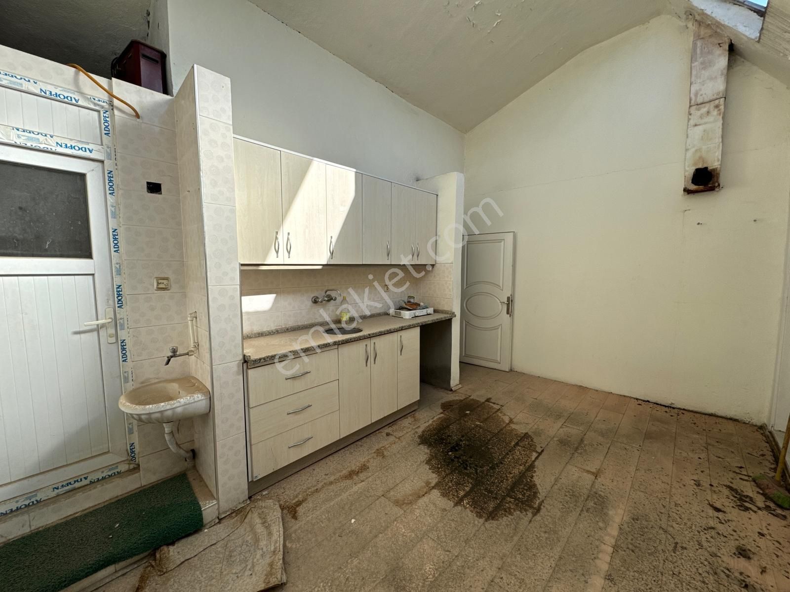 Remax Advantage'dan M.k.paşa Sanayi'de Kiralık Dükkan - Görsel 28