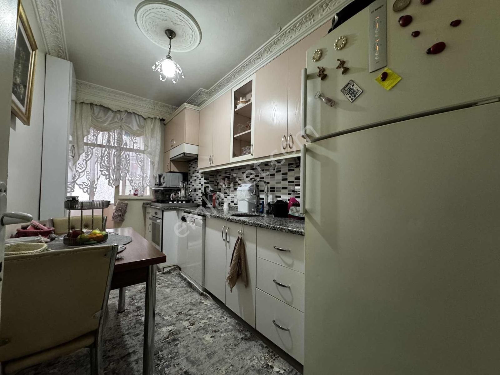 Tokgöz'den Ulubatlı Hasan Cami Yakını 3+1arakat Kentsellik Daire - Görsel 2