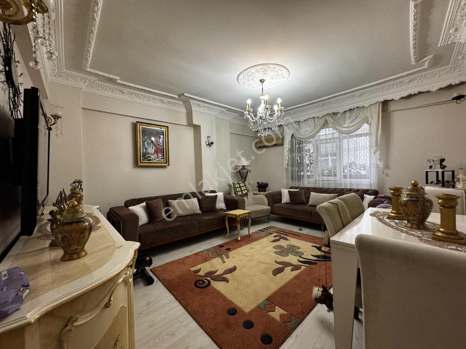 Tokgöz'den Ulubatlı Hasan Cami Yakını 3+1arakat Kentsellik Daire