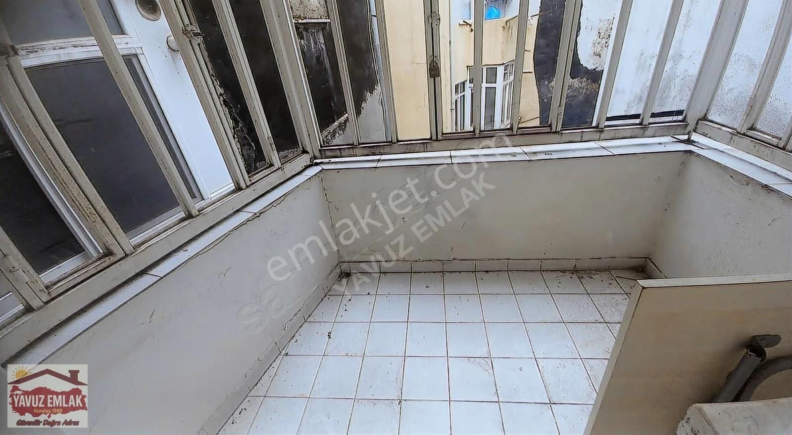 Beşiktaş Merkezde Kiralık 2+1 Daire ( Kısmen Eşyalı Düz Ayak ) - Görsel 2