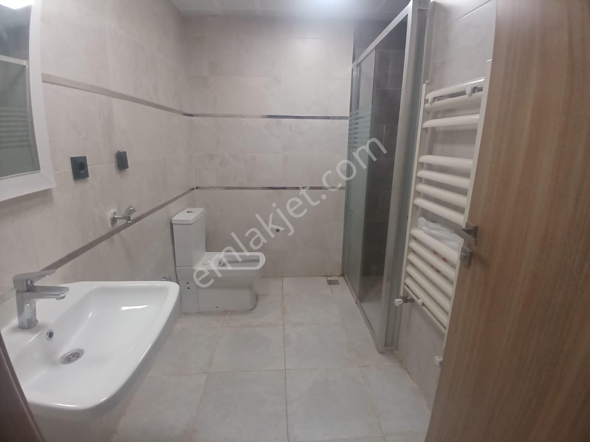 Adana Sarıçam Buruk Tokilerde Yola Yakın Okulada Yakın Yemek Odalı 2,5+1 Kiralık Daire - Görsel 5