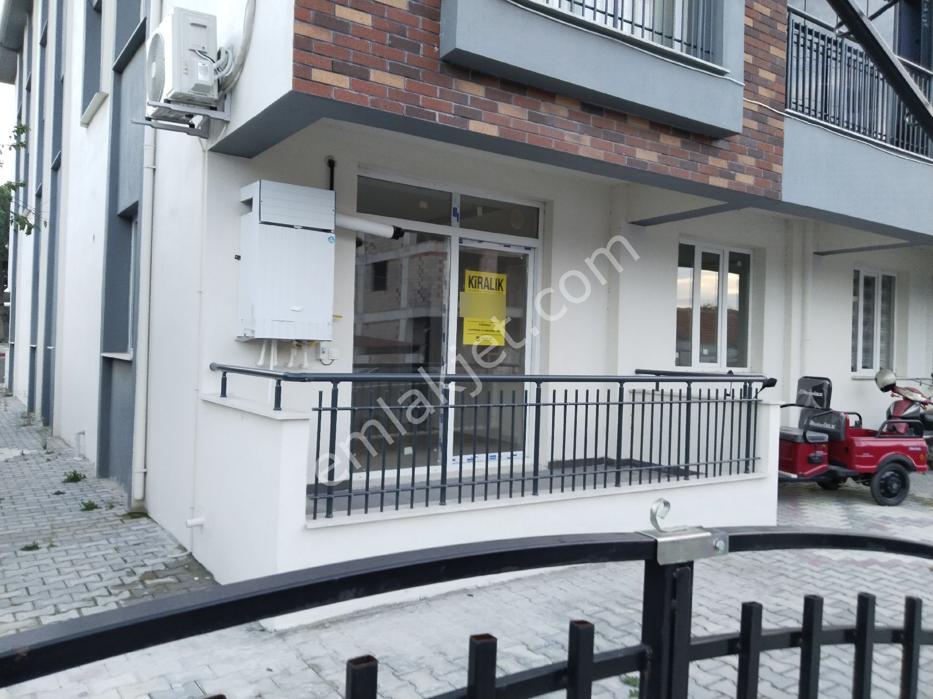 Bergama Atatürk Mah Doğalgazlı 2+1 Kiralık Daire - Görsel 6