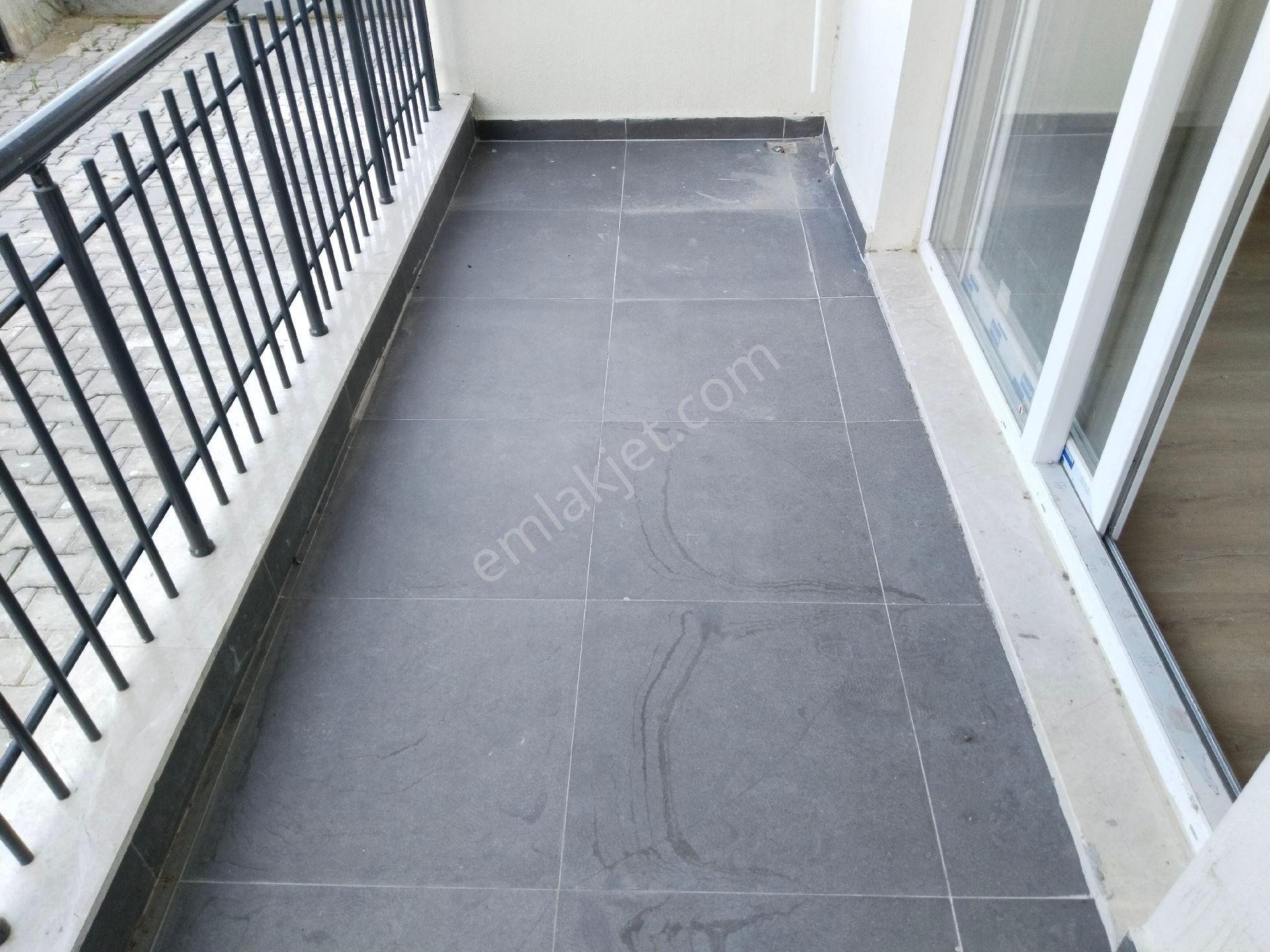 Bergama Atatürk Mah Doğalgazlı 2+1 Kiralık Daire - Görsel 9