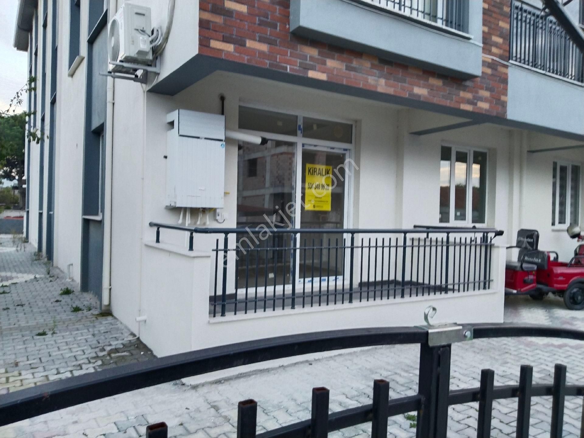 Bergama Atatürk Mah Doğalgazlı 2+1 Kiralık Daire - Görsel 2