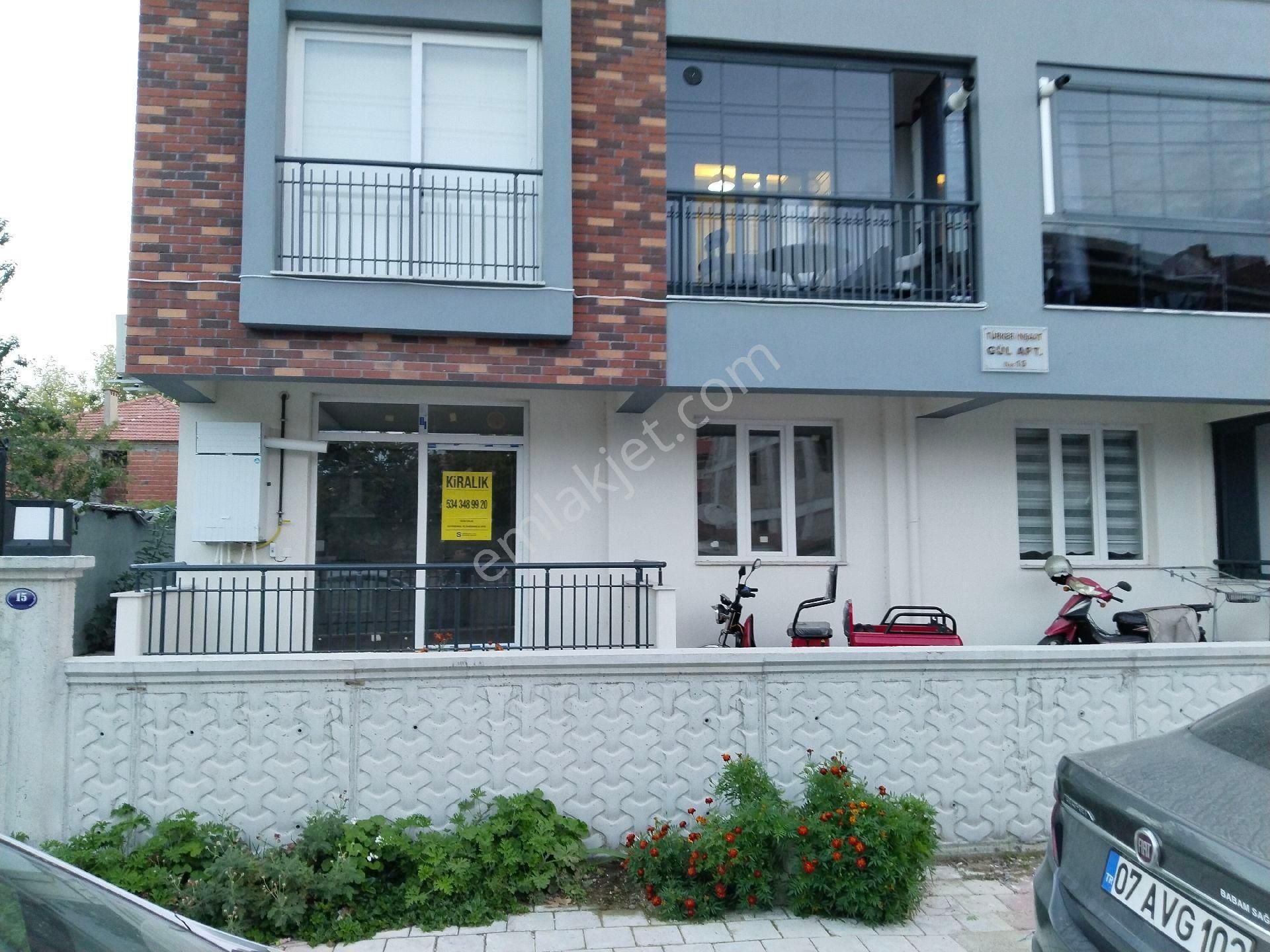 Bergama Atatürk Mah Doğalgazlı 2+1 Kiralık Daire