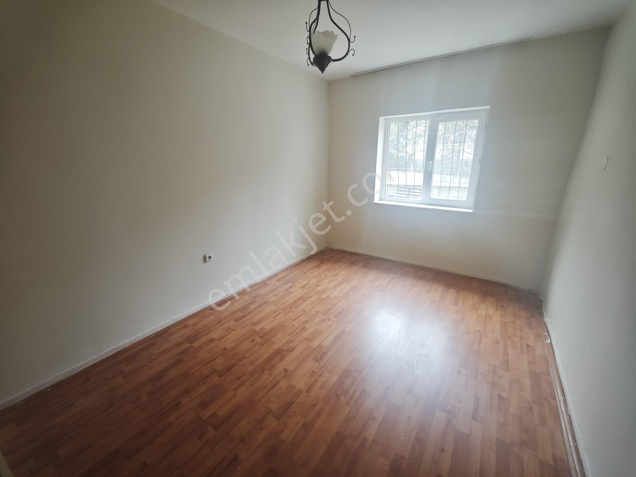 Lider Emlak'tan Aydınlıkevler'de Ön Cephe 2+1 Kiralık Daire - Görsel 34