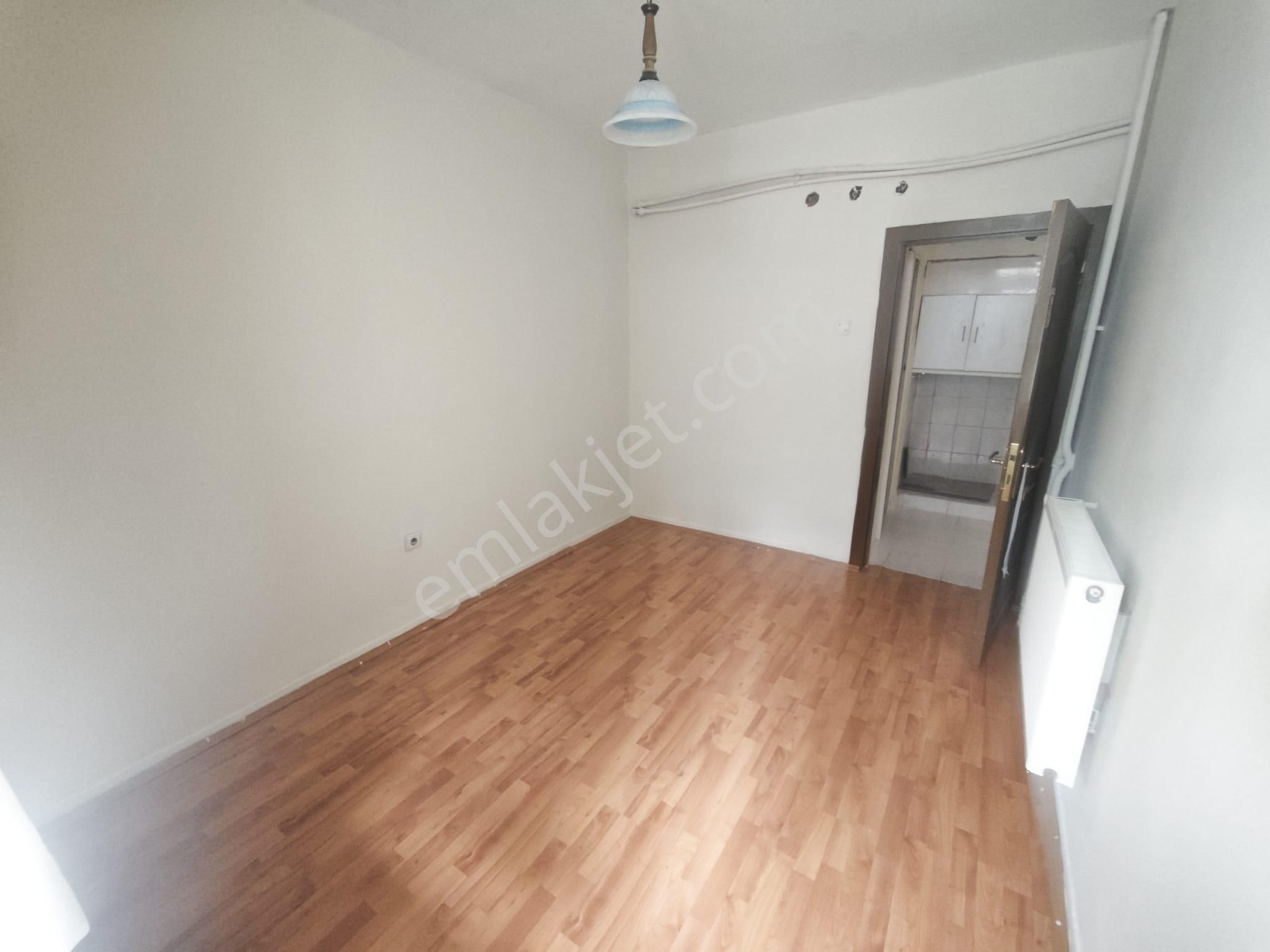 Lider Emlak'tan Aydınlıkevler'de Ön Cephe 2+1 Kiralık Daire - Görsel 26