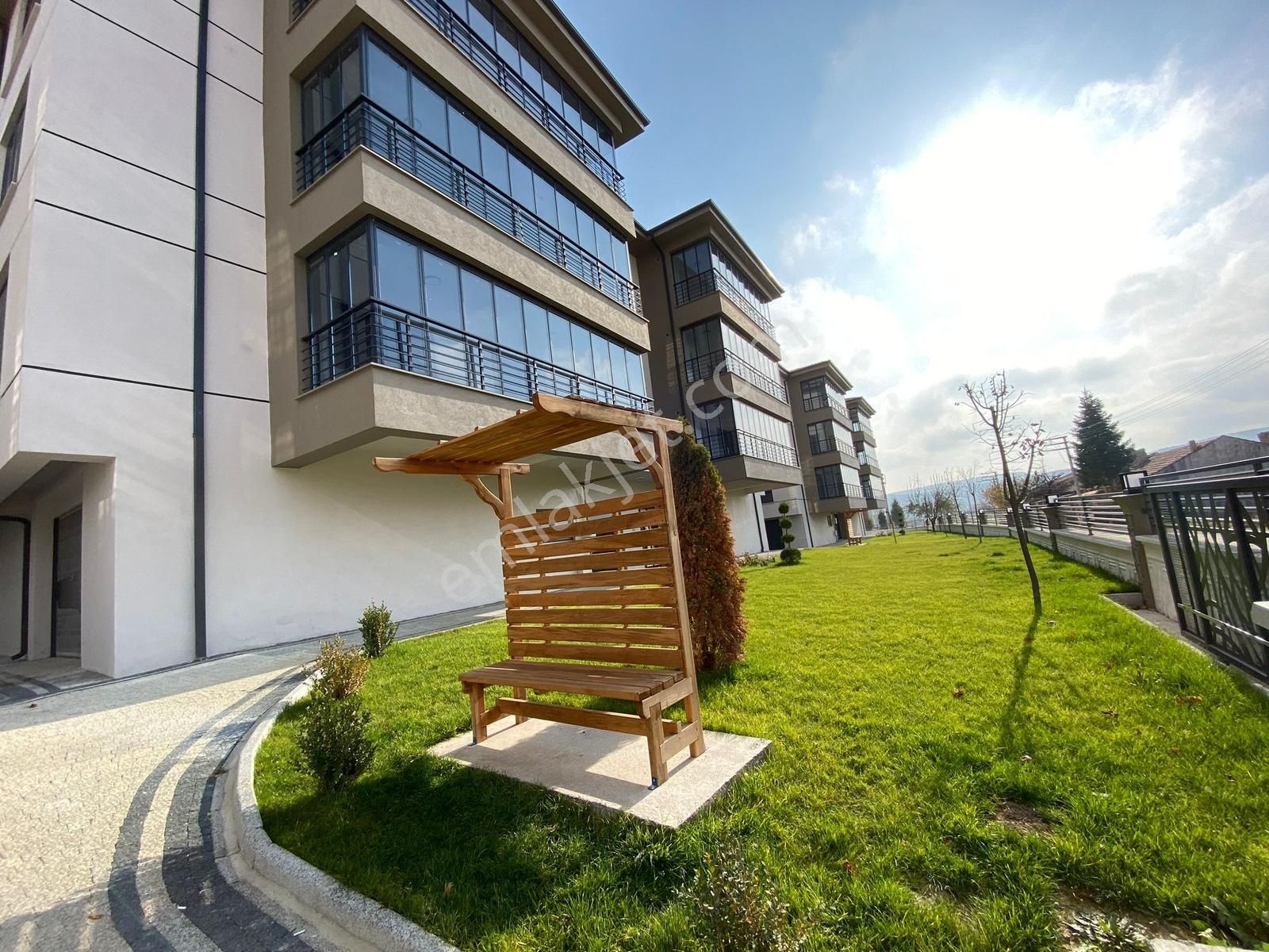 Şahintepesi'nden Çamlıca'da Site İçinde Lüks 3+1satılık Daireler - Görsel 22