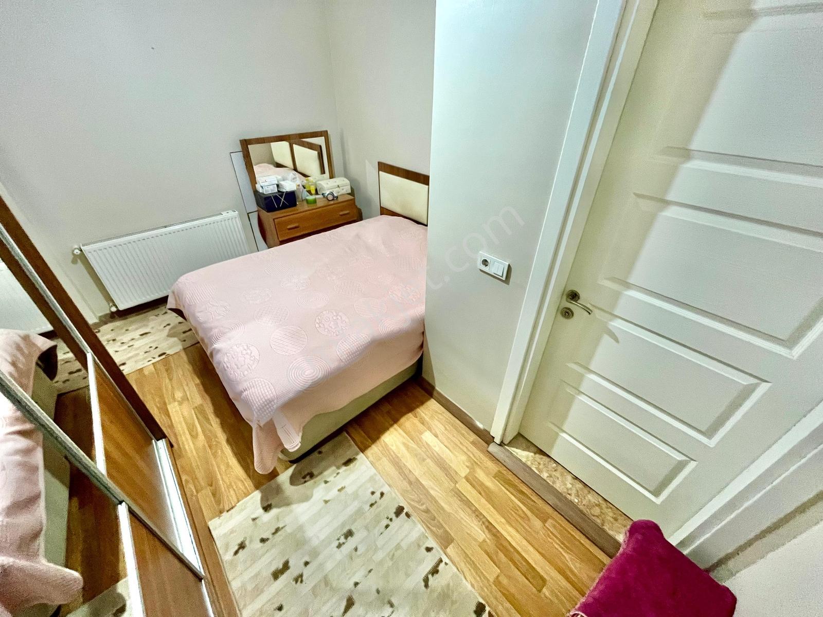 Gümüşden Tuzcumuratta Doğalgazlı Ayrı Mutfaklı Ön Cephe 3+1daire - Görsel 9