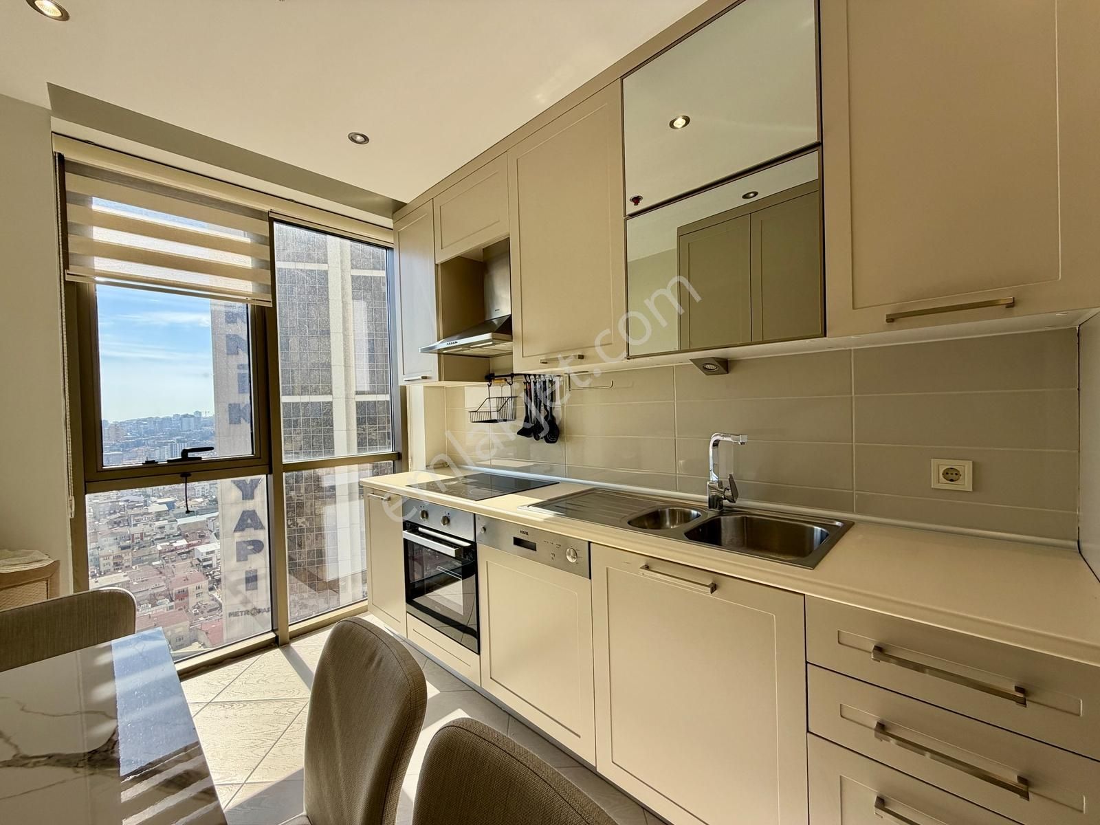 Teknik Yapı Metropark 2+1 Özel Mimari Satılık Daire Remax Astyle - Görsel 3