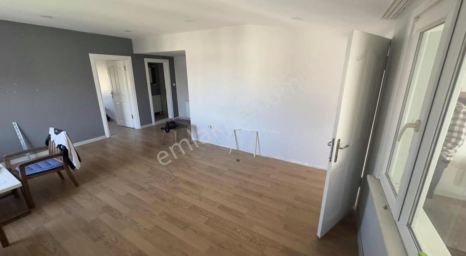 Çekmeköy Soğukpınar Da Cadde Üzeri 4+2 Kiralık Daire - Görsel 6
