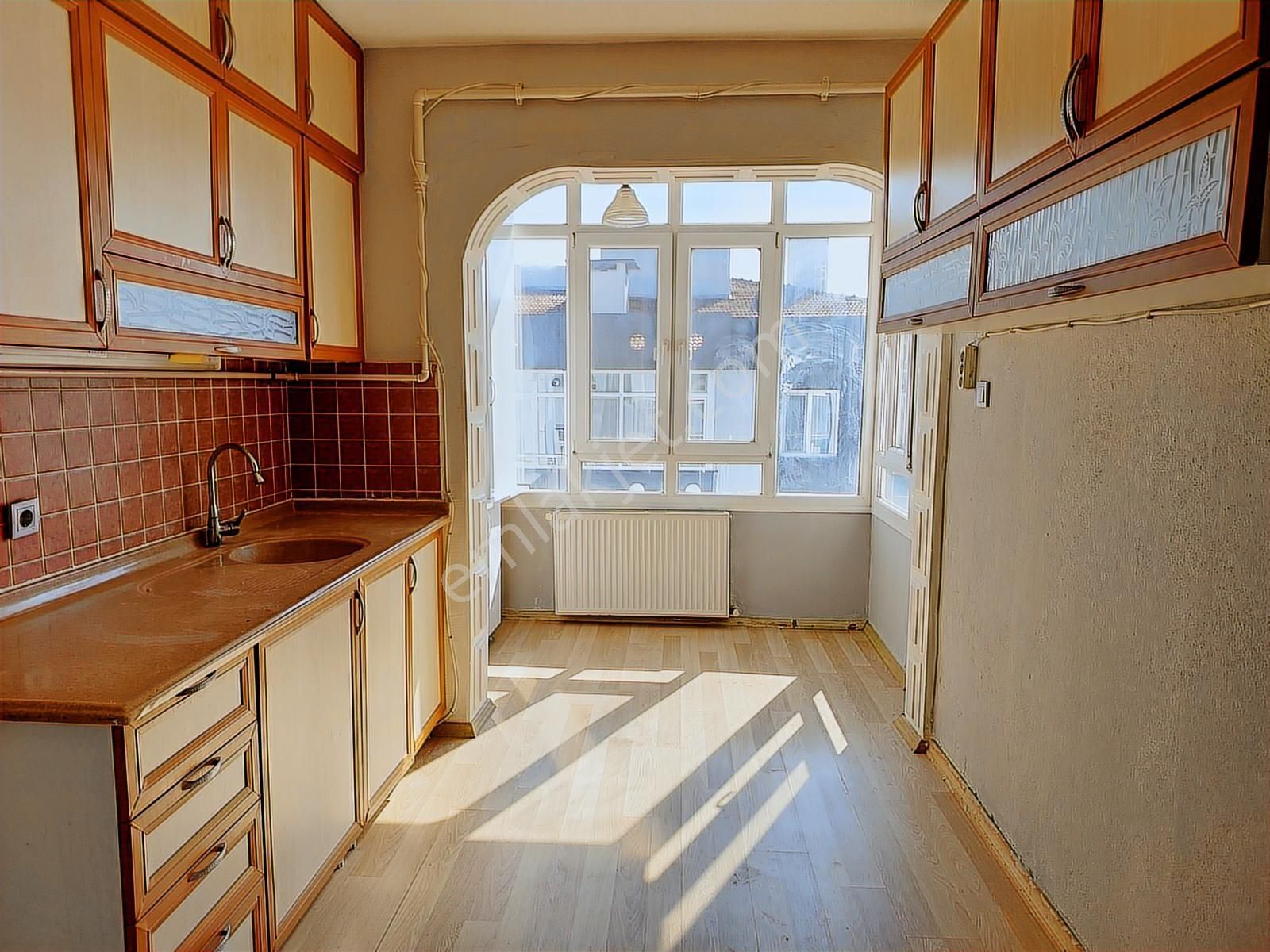 Karşıyaka Zübeyde Hnm Mah. Kiralık 3+1 D.gazlı Daire - Görsel 31